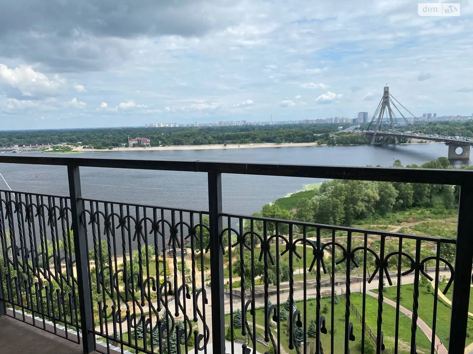 Сдается в аренду 3-комнатная квартира 120 кв. м в Киеве, наб. Оболонская - фото 1