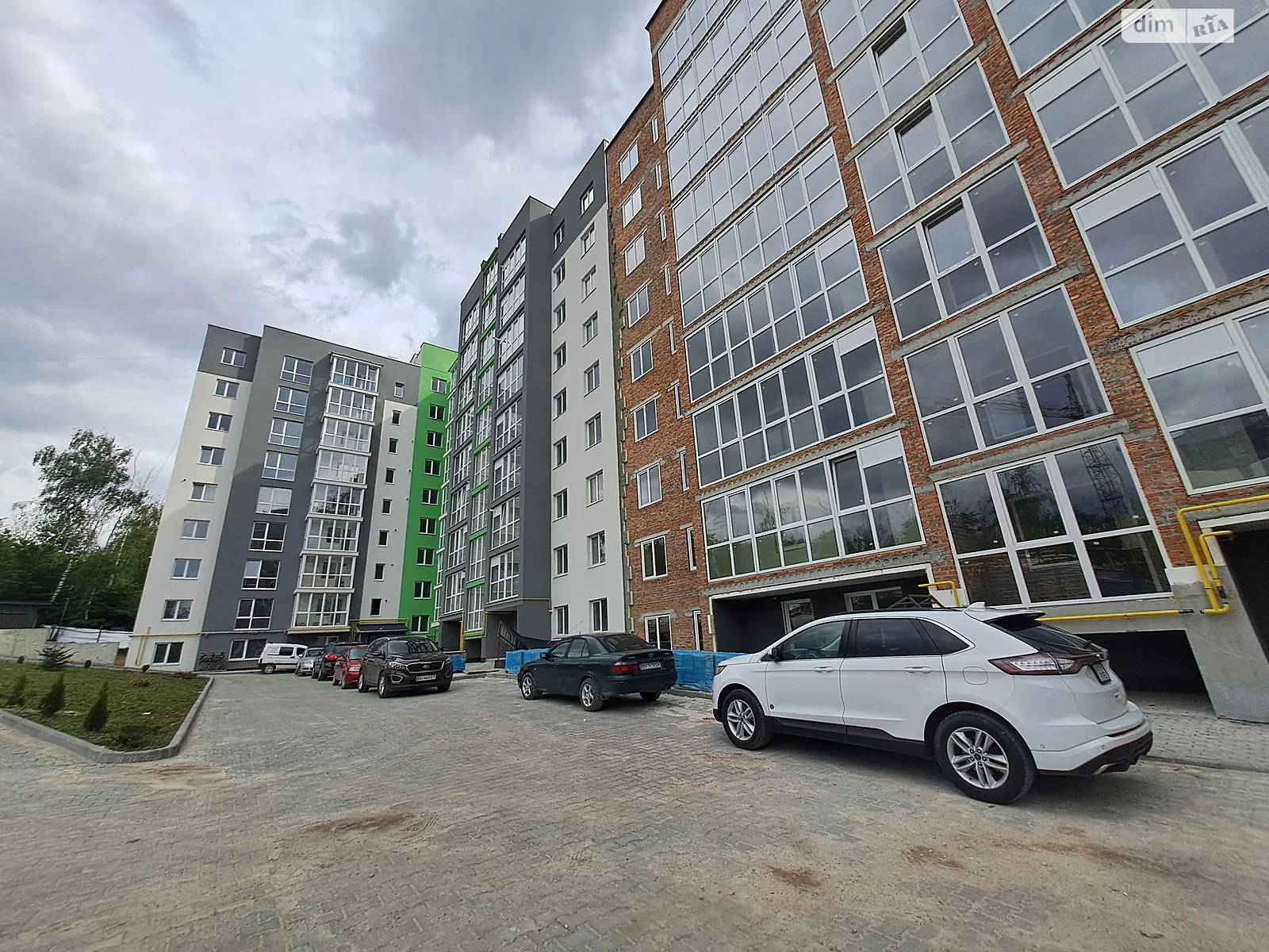 1-кімнатна квартира 45 кв. м у Тернополі, вул. Чернівецька, 8 - фото 1