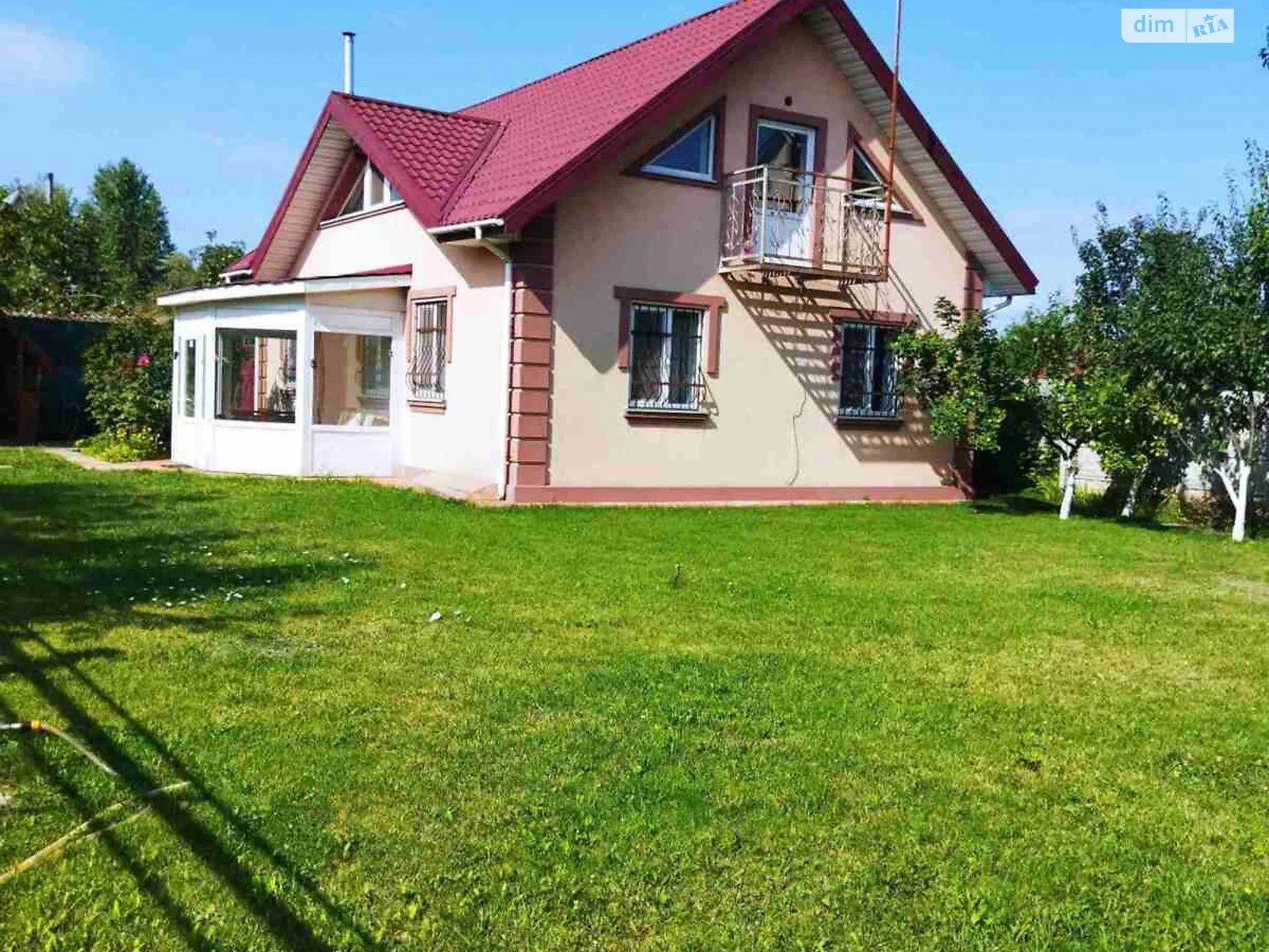 Продается дом на 2 этажа 142.6 кв. м с баней/сауной, цена: 150000 $ - фото 1