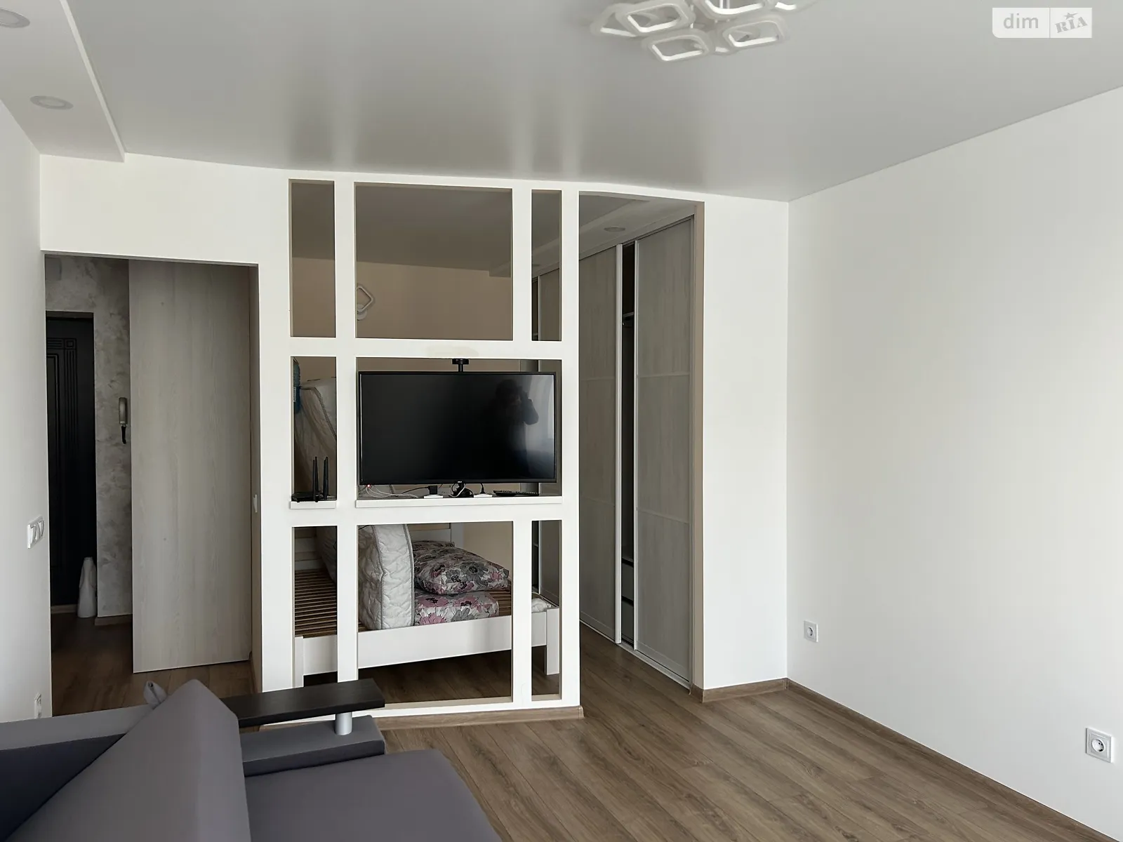 1-кімнатна квартира 47 кв. м у Тернополі, вул. Бенцаля - фото 1