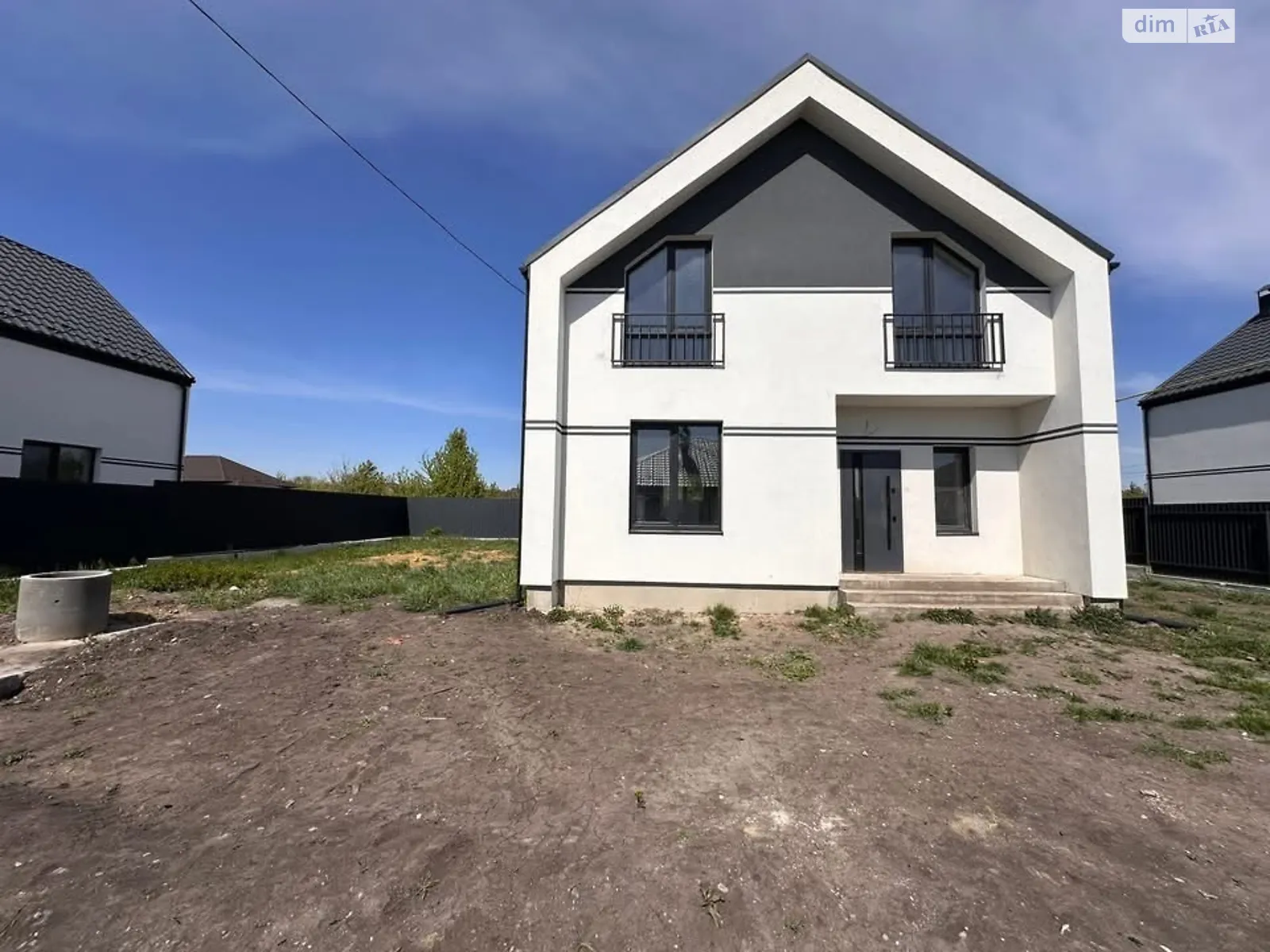 Продается дом на 2 этажа 115 кв. м с подвалом, цена: 79000 $ - фото 1