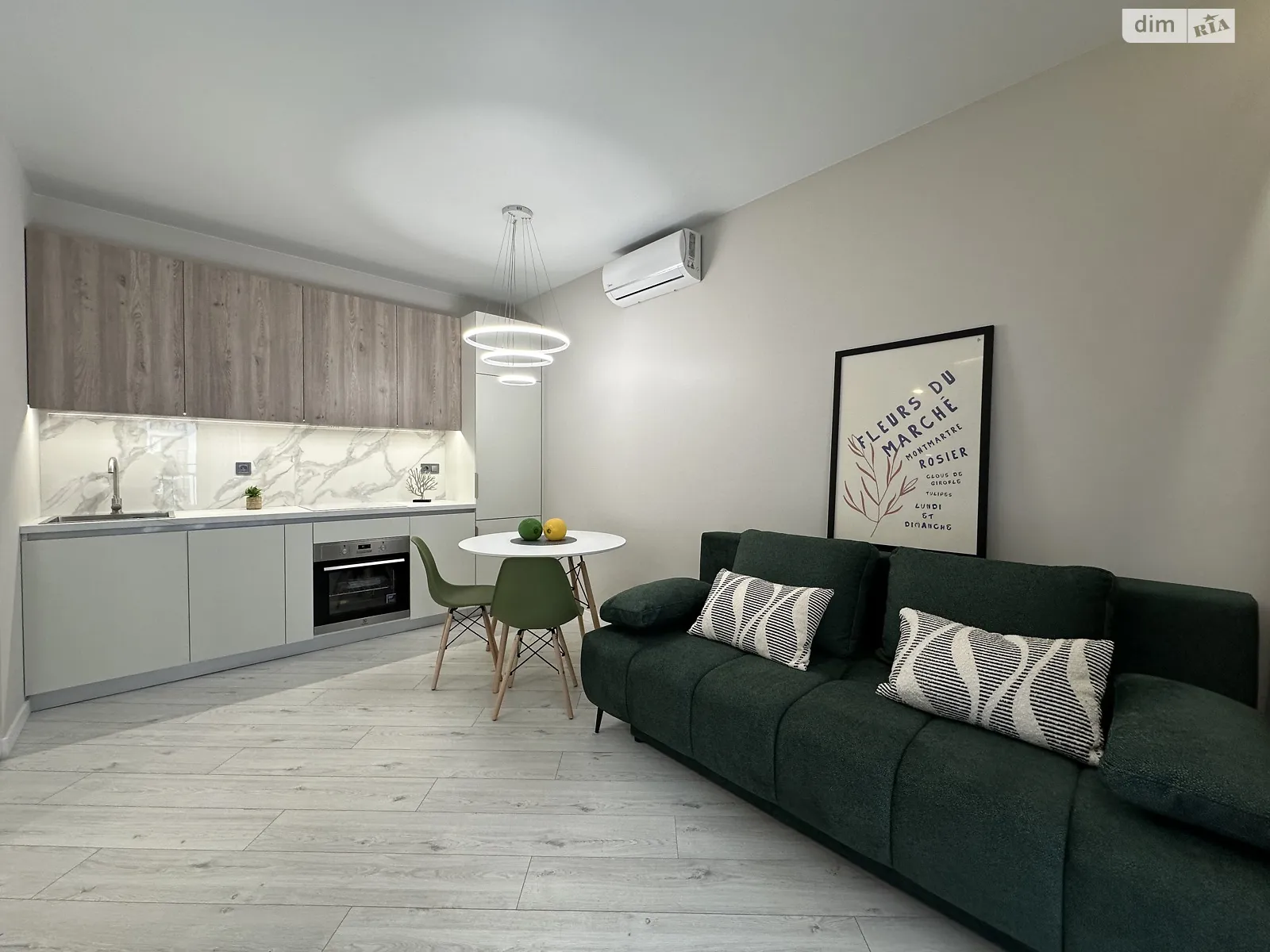 Продається 1-кімнатна квартира 42 кв. м у Одесі, вул. Краснова, 3 корпус 61 - фото 1