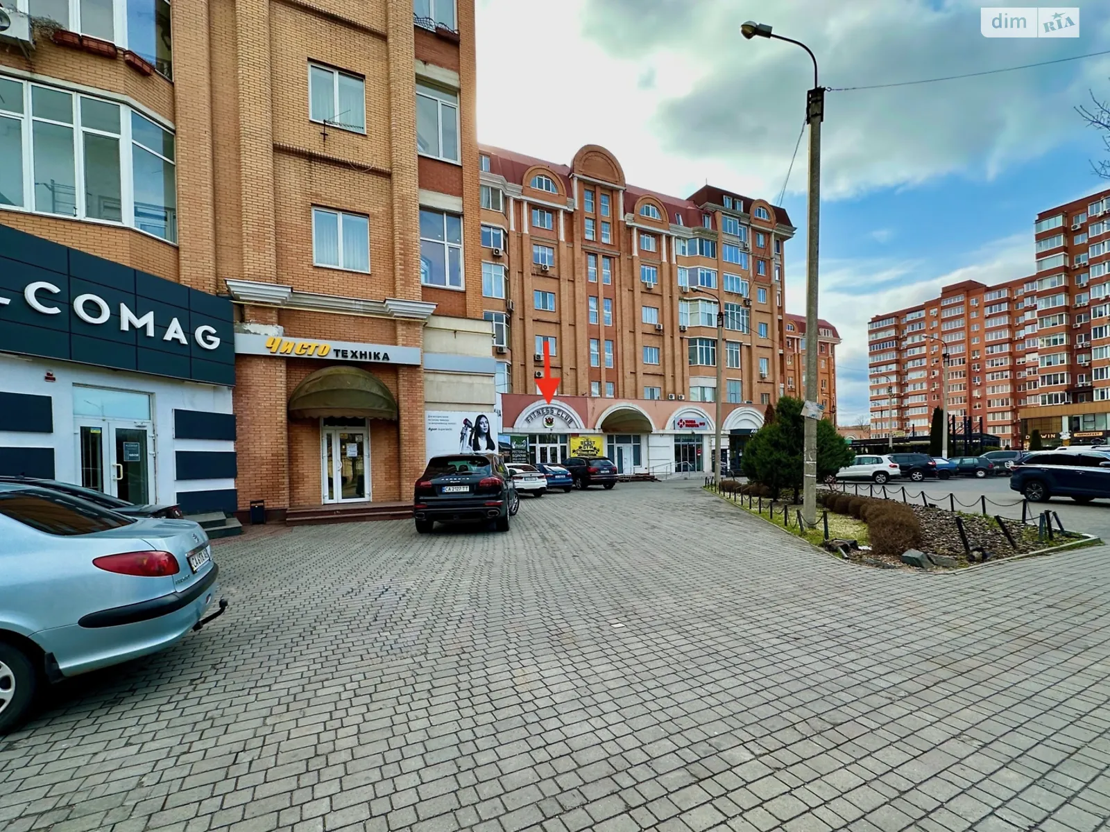 Сдается в аренду помещения свободного назначения 440 кв. м в 7-этажном здании, цена: 132000 грн - фото 1
