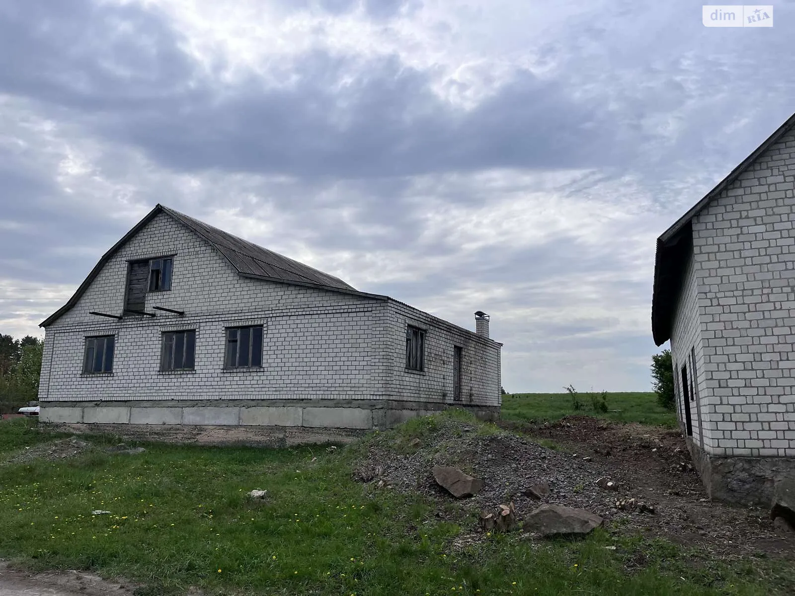 Продається будинок 2 поверховий 159.4 кв. м с басейном, цена: 10000 $ - фото 1