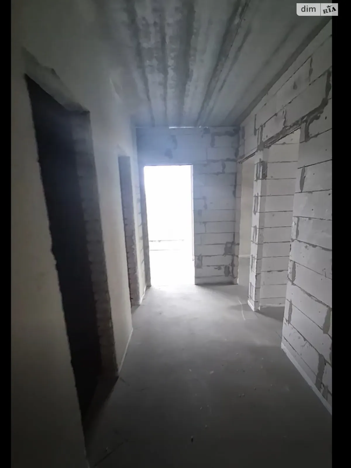 Продається 2-кімнатна квартира 56 кв. м у Гостомелі, вул. Соборна, 1 - фото 1