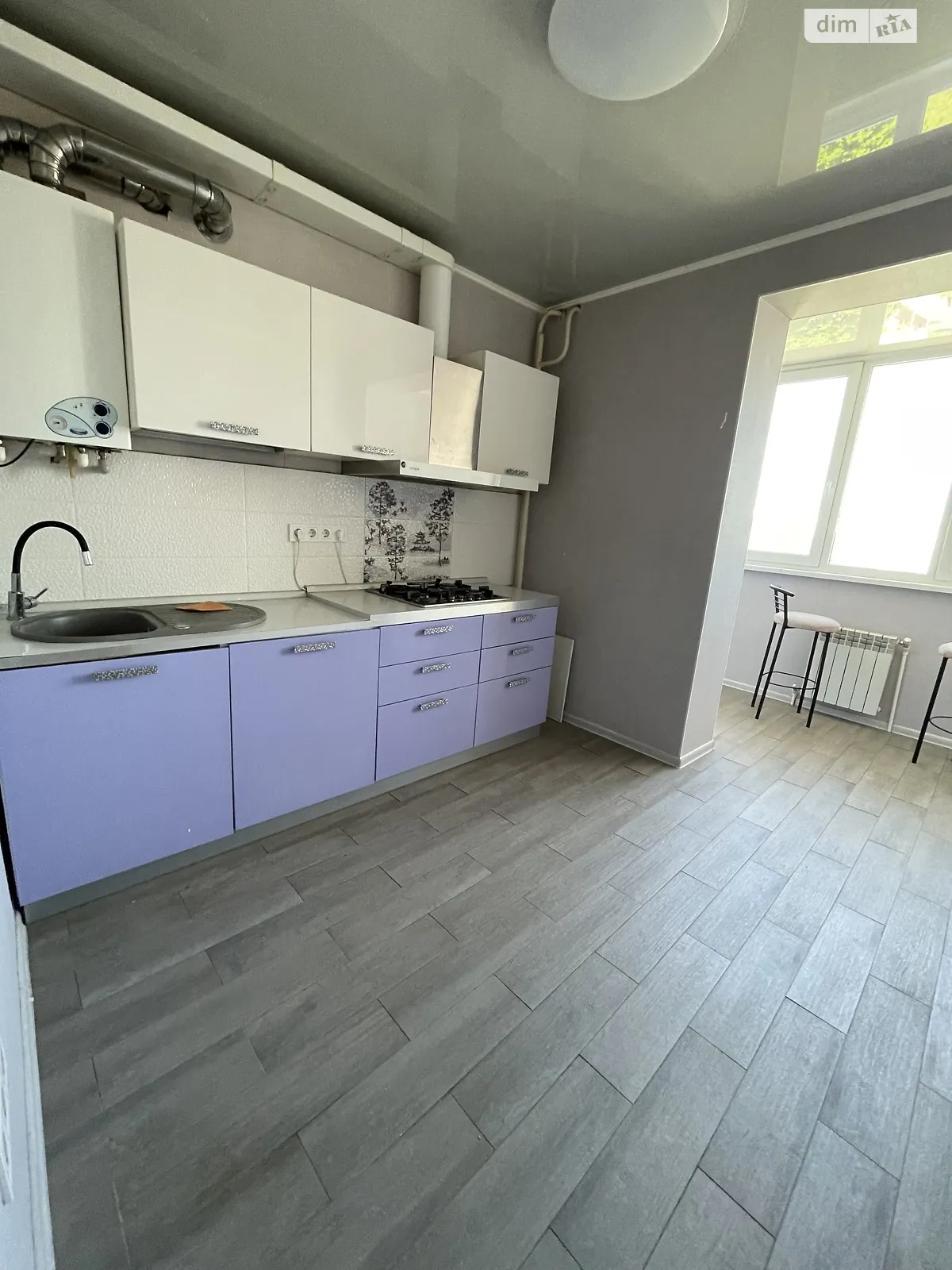 Продається 2-кімнатна квартира 57 кв. м у Ірпені, вул. Миколи Сингаївського(Ново-Оскольська) - фото 1
