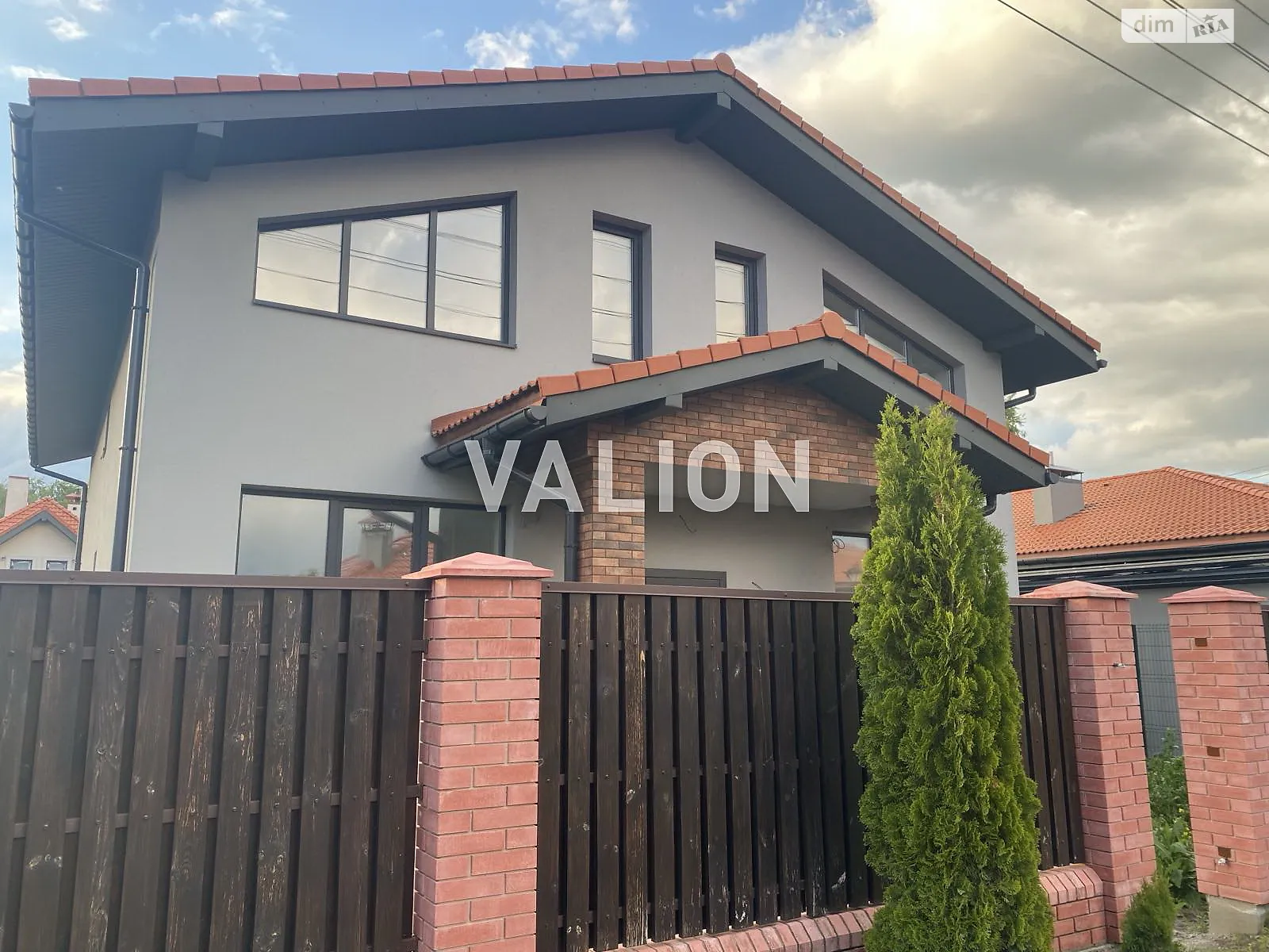 Продается дом на 2 этажа 182.1 кв. м с мебелью, цена: 410000 $ - фото 1