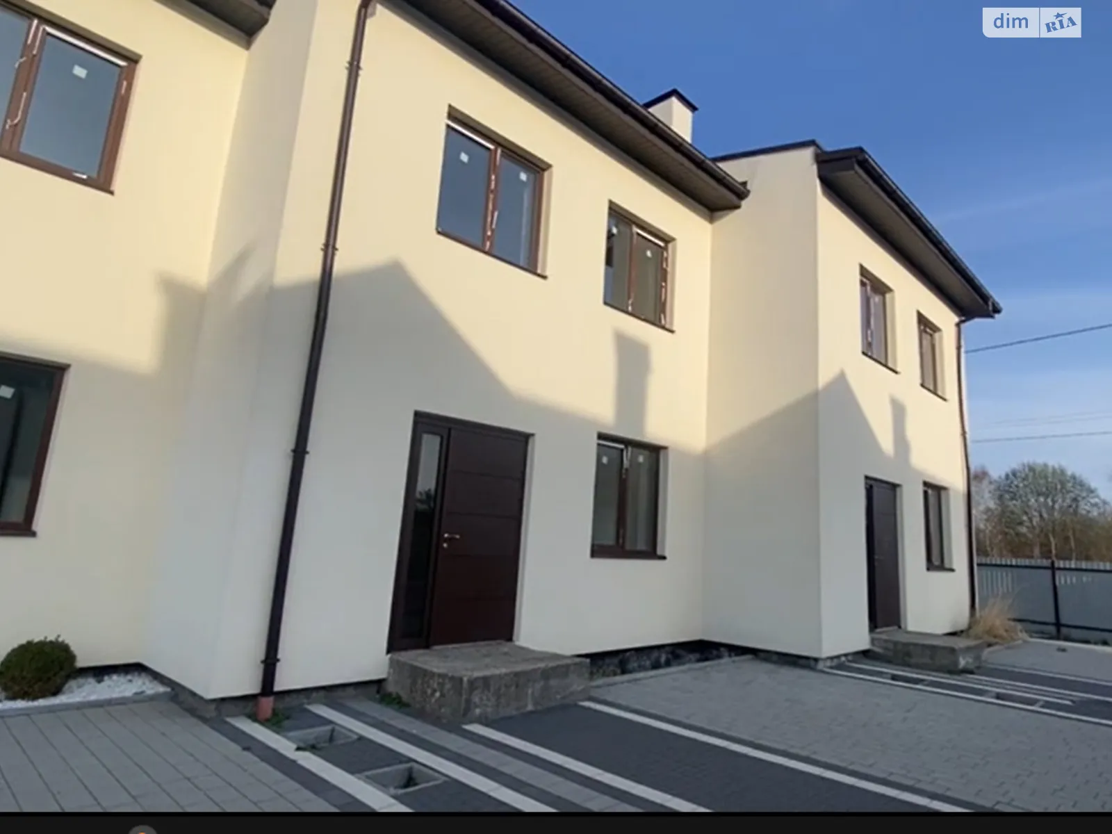 Продается дом на 2 этажа 121 кв. м с подвалом, цена: 85000 $ - фото 1