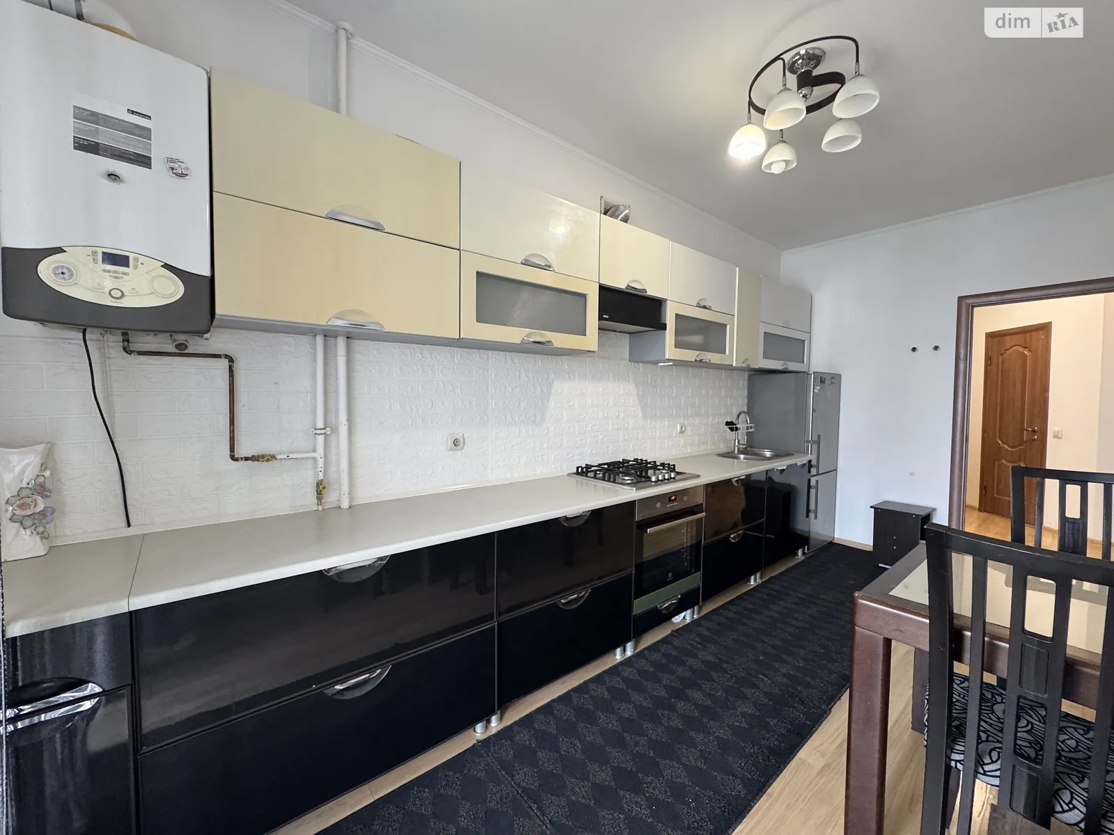 1-комнатная квартира 47 кв. м в Тернополе, просп. Бандеры Степана - фото 1