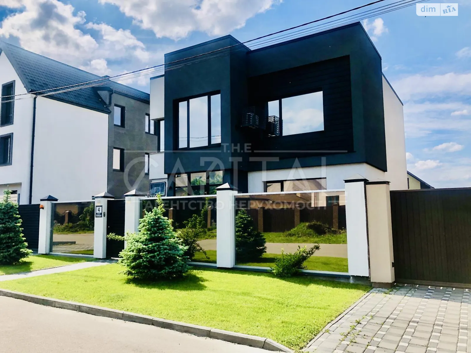 Продается дом на 2 этажа 170 кв. м с участком, цена: 450000 $ - фото 1