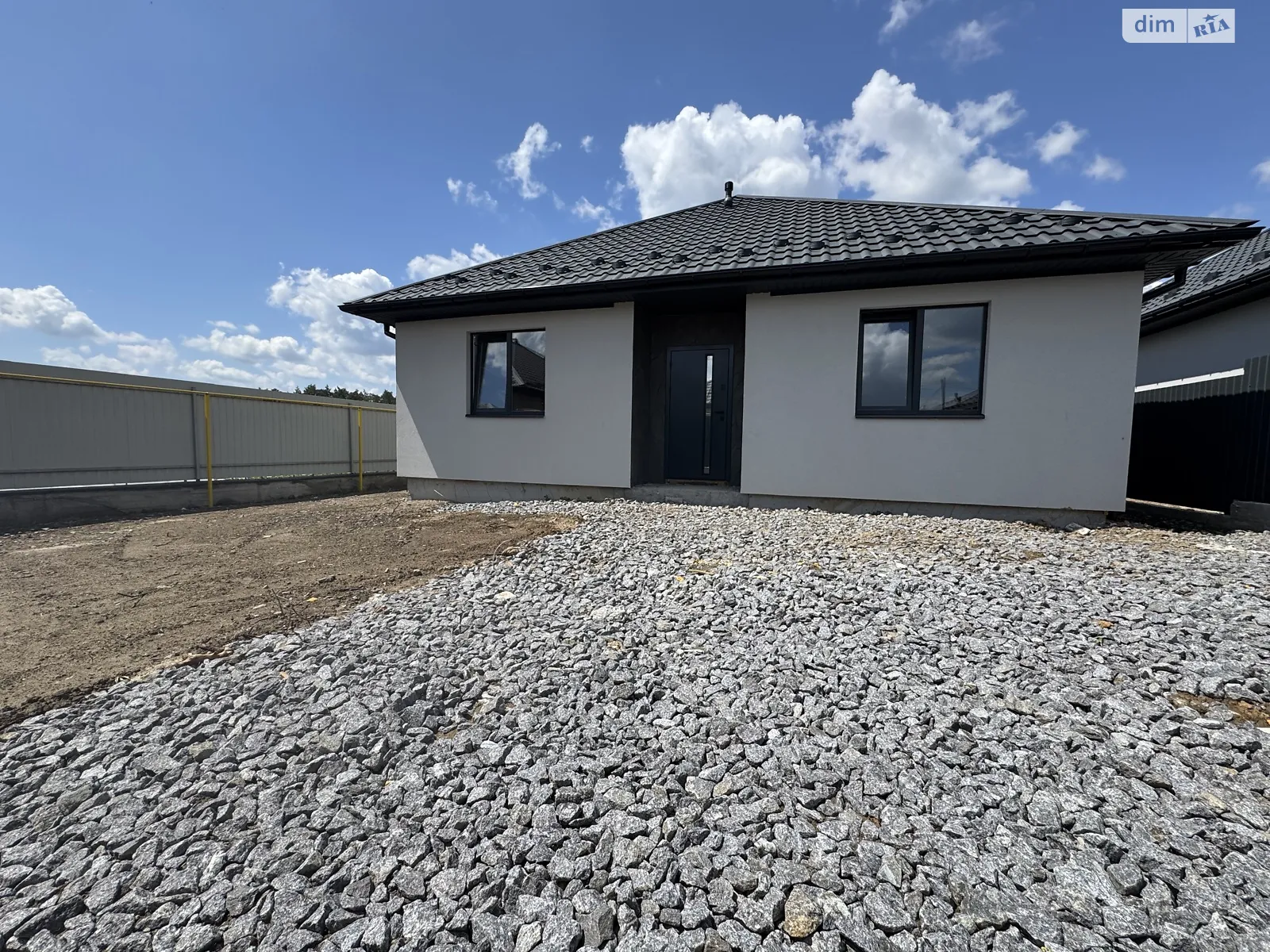 Продається одноповерховий будинок 93 кв. м з балконом, цена: 68000 $ - фото 1