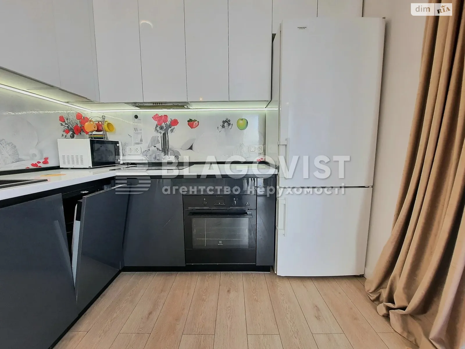 Продается 2-комнатная квартира 79 кв. м в Киеве, ул. Предславинская, 55А - фото 1