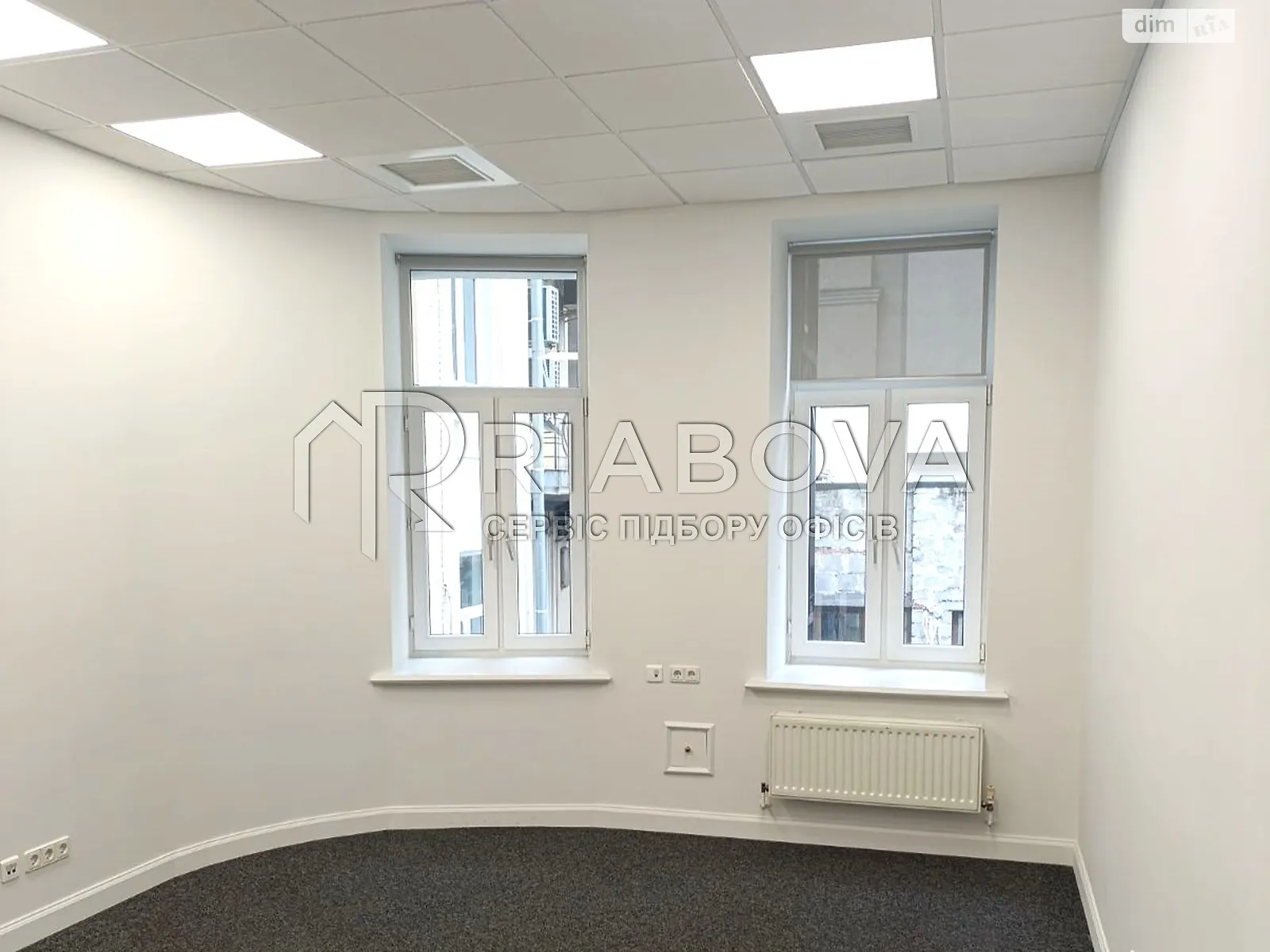 Сдается в аренду офис 197.1 кв. м в бизнес-центре, цена: 4612 $ - фото 1