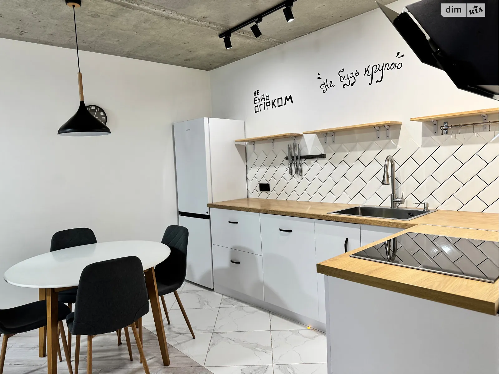 Продается 3-комнатная квартира 70.5 кв. м в, цена: 147000 $ - фото 1