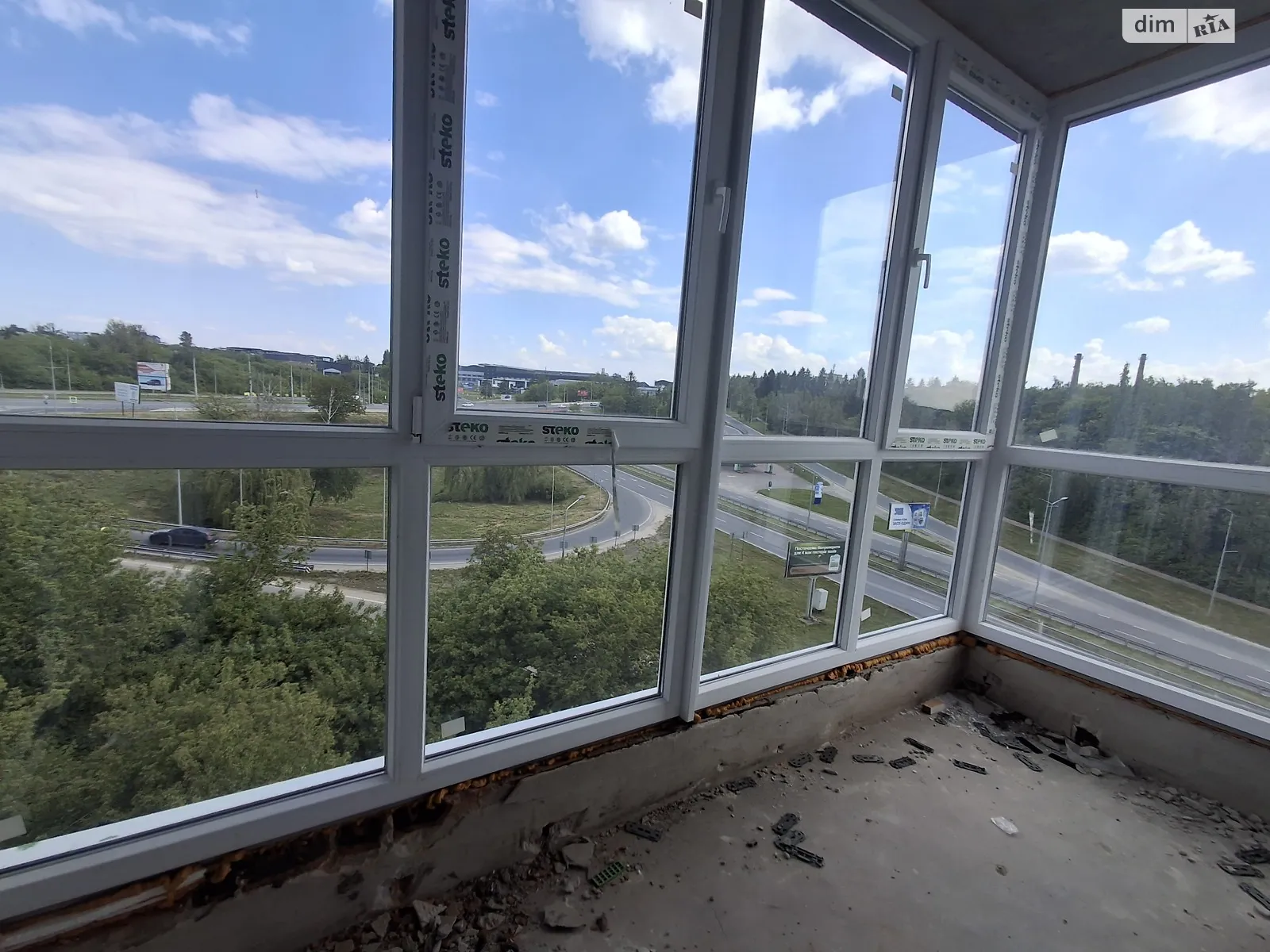 1-комнатная квартира 48 кв. м в Тернополе, ул. Черновецкая, 71 - фото 1