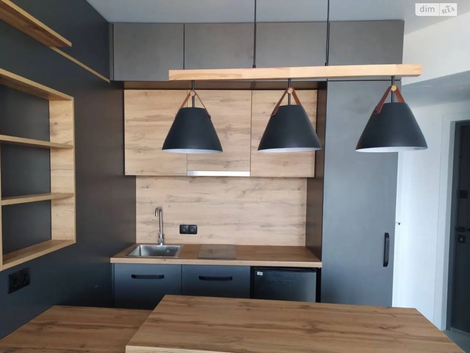 Сдается в аренду 1-комнатная квартира 30 кв. м в Львове, ул. Хуторовка - фото 1