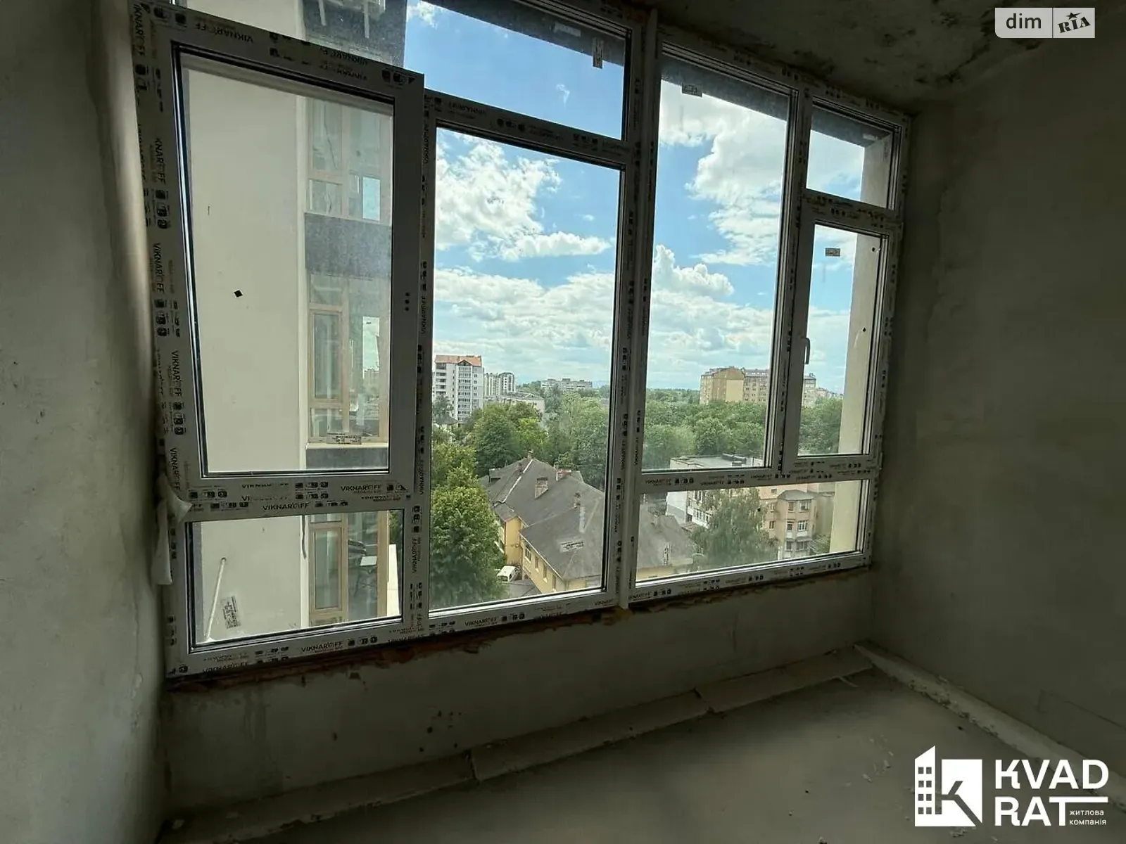 Продается 1-комнатная квартира 45.1 кв. м в Ивано-Франковске, ул. Волошина Августина, 2А - фото 1