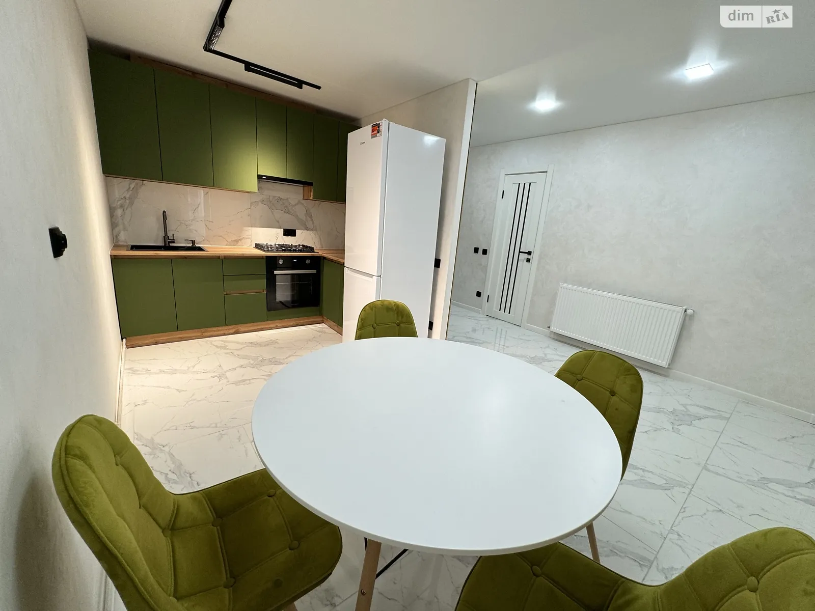 2-кімнатна квартира 60 кв. м у Тернополі, вул. Київська - фото 1