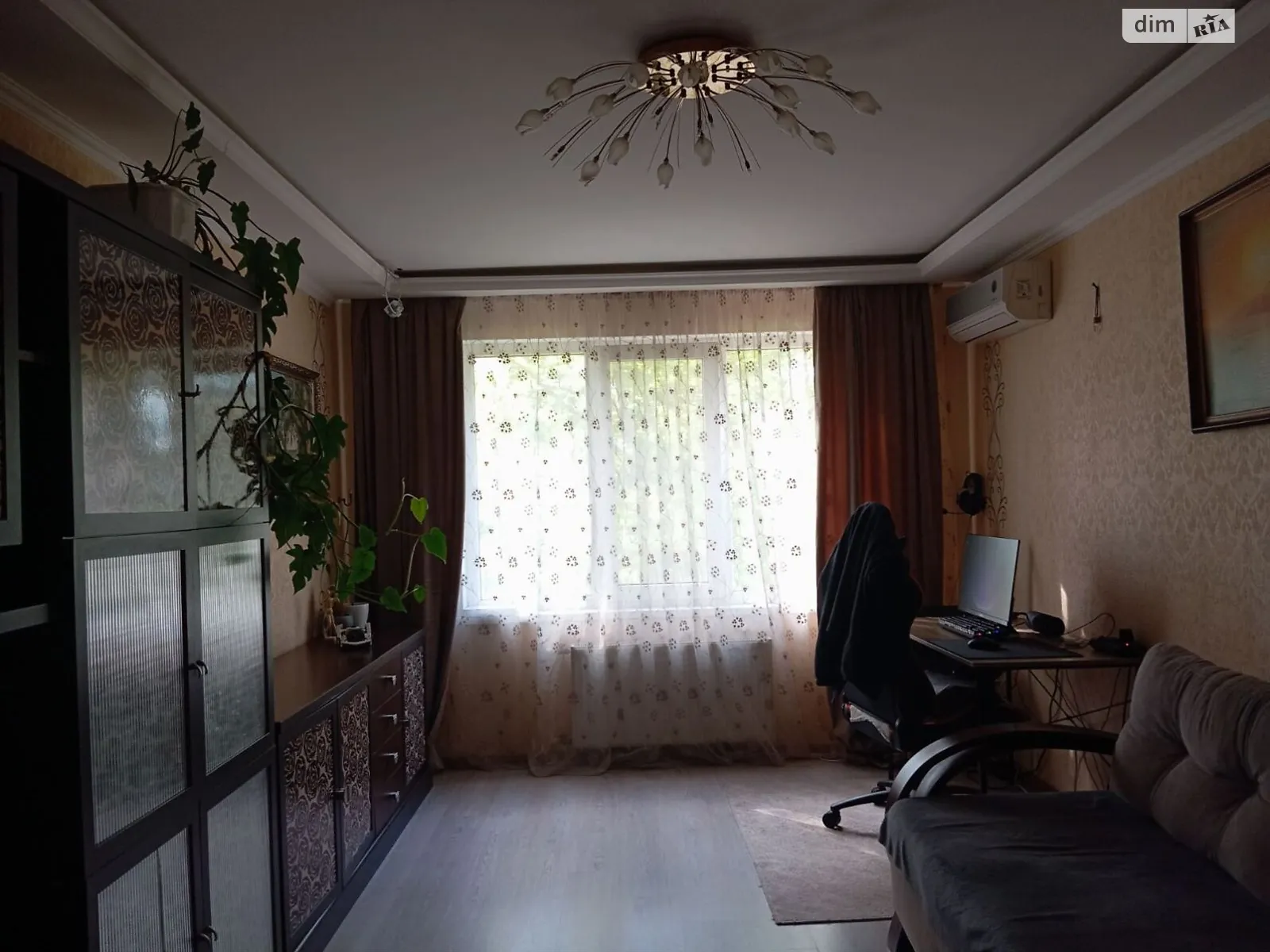 Продается 3-комнатная квартира 64 кв. м в Одессе, ул. Давида Ойстраха - фото 1