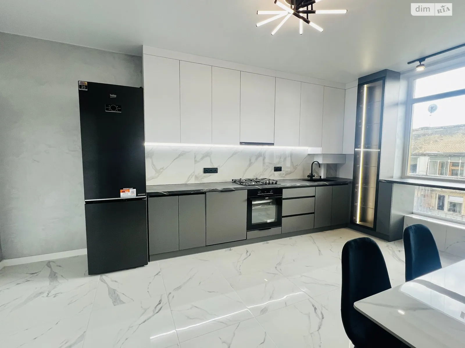 Продается 1-комнатная квартира 56.7 кв. м в Хмельницком, ул. Свободы, 12А - фото 1