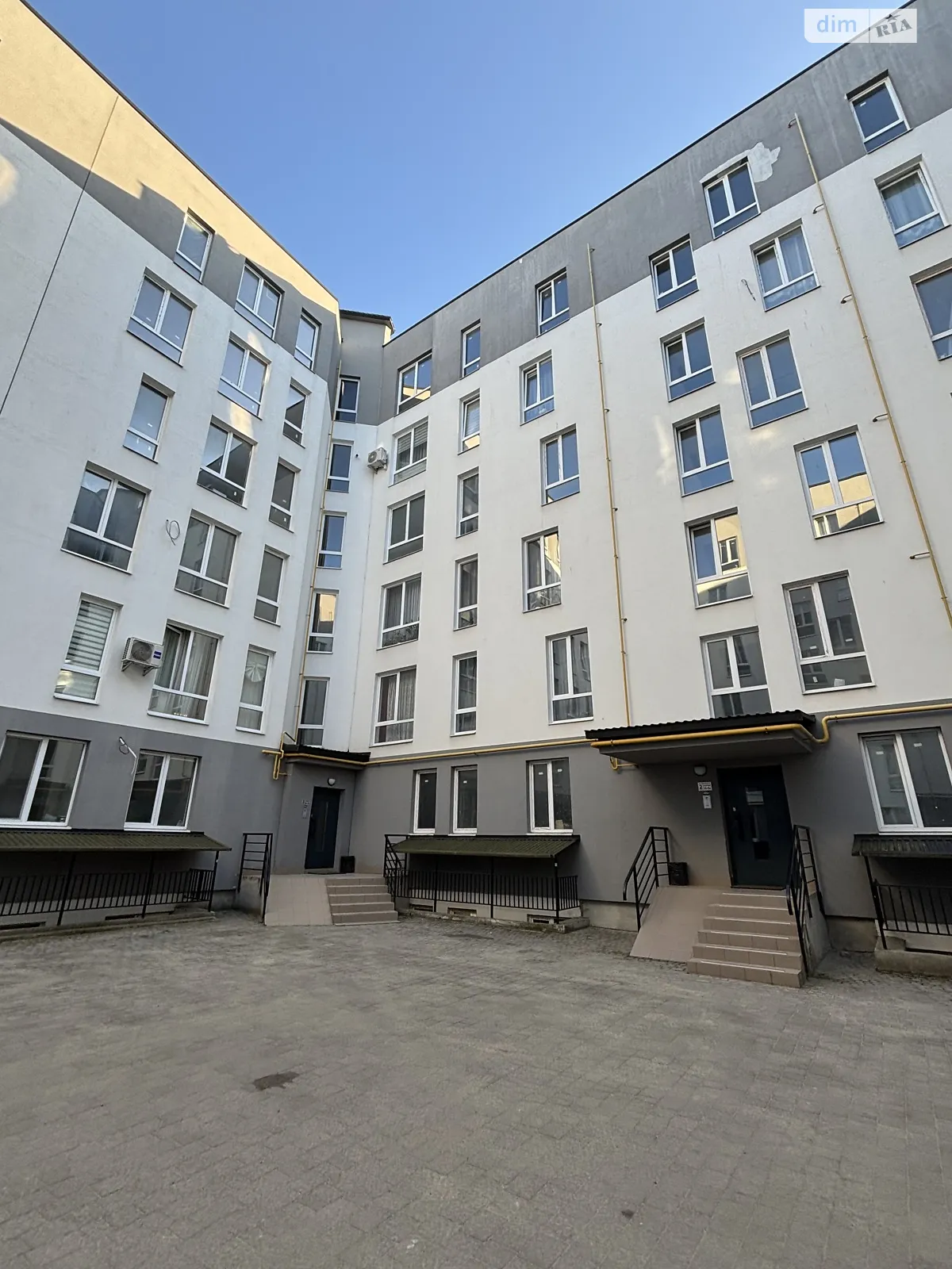 Продается 2-комнатная квартира 65.1 кв. м в Малехове, ул. Жовковская, 2А - фото 1