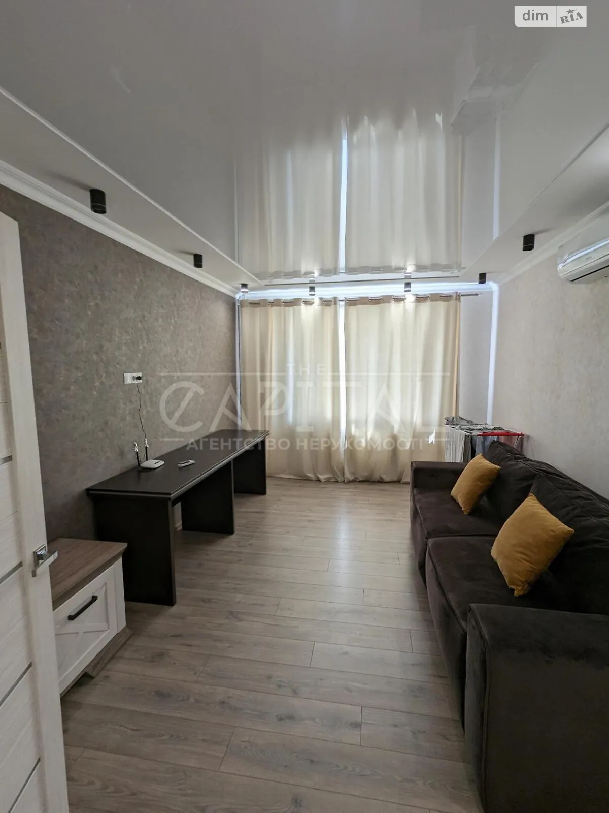 Продается 2-комнатная квартира 65 кв. м в Чайках, ул. Валерия Лобановского, 28 - фото 1