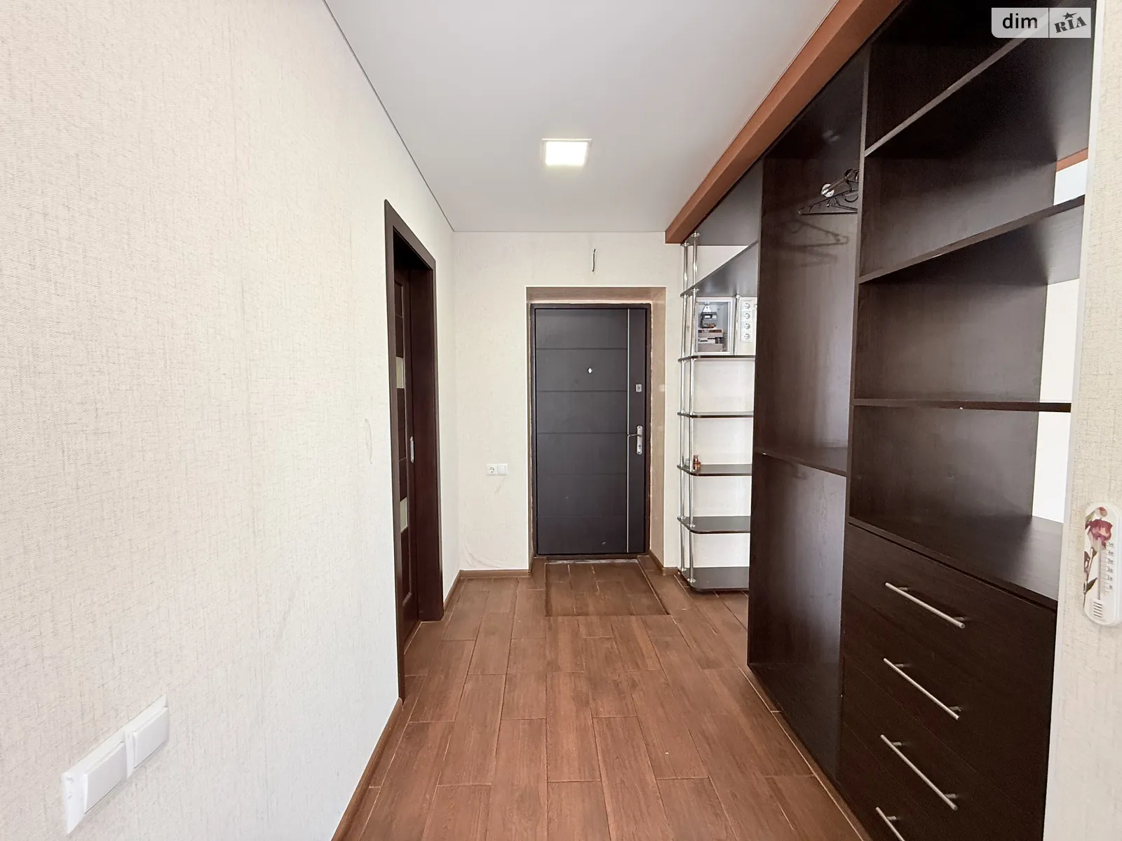 Продается 1-комнатная квартира 38 кв. м в Хмельницком, ул. Кармелюка - фото 1