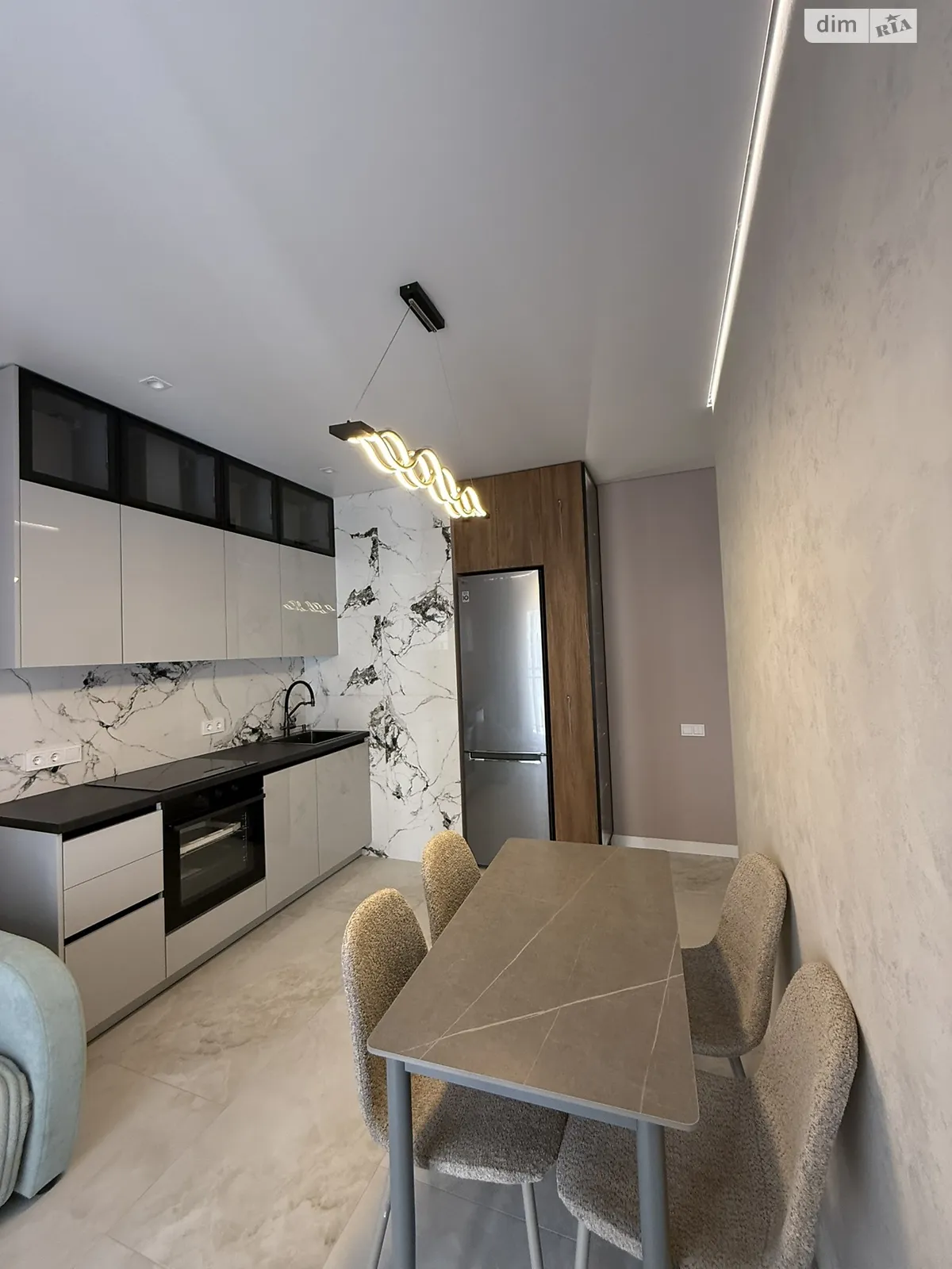 Продається 1-кімнатна квартира 42.5 кв. м у Одесі, вул. Краснова, 3 корпус 63 - фото 1