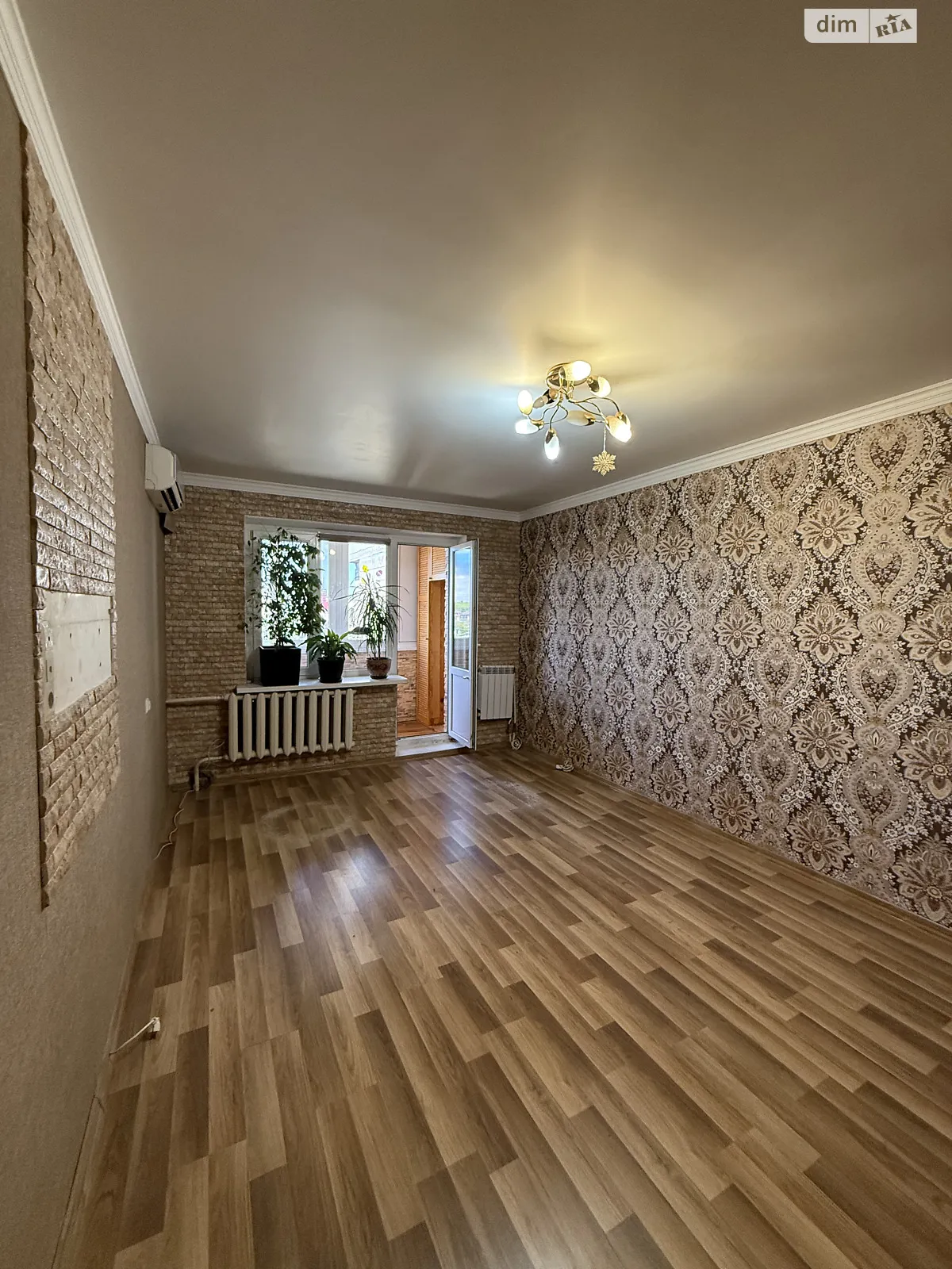 Продається 1-кімнатна квартира 43 кв. м у Ірпені, вул. Квіткова, 2 - фото 1