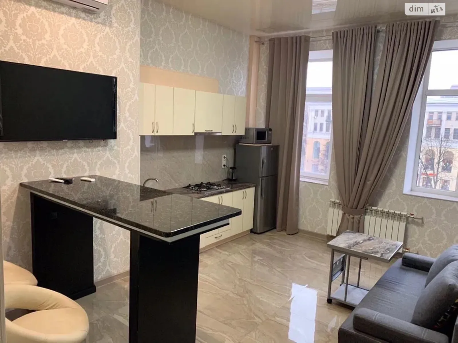 Продается 4-комнатная квартира 120 кв. м в Днепре, просп. Яворницкого Дмитрия, 68 - фото 1