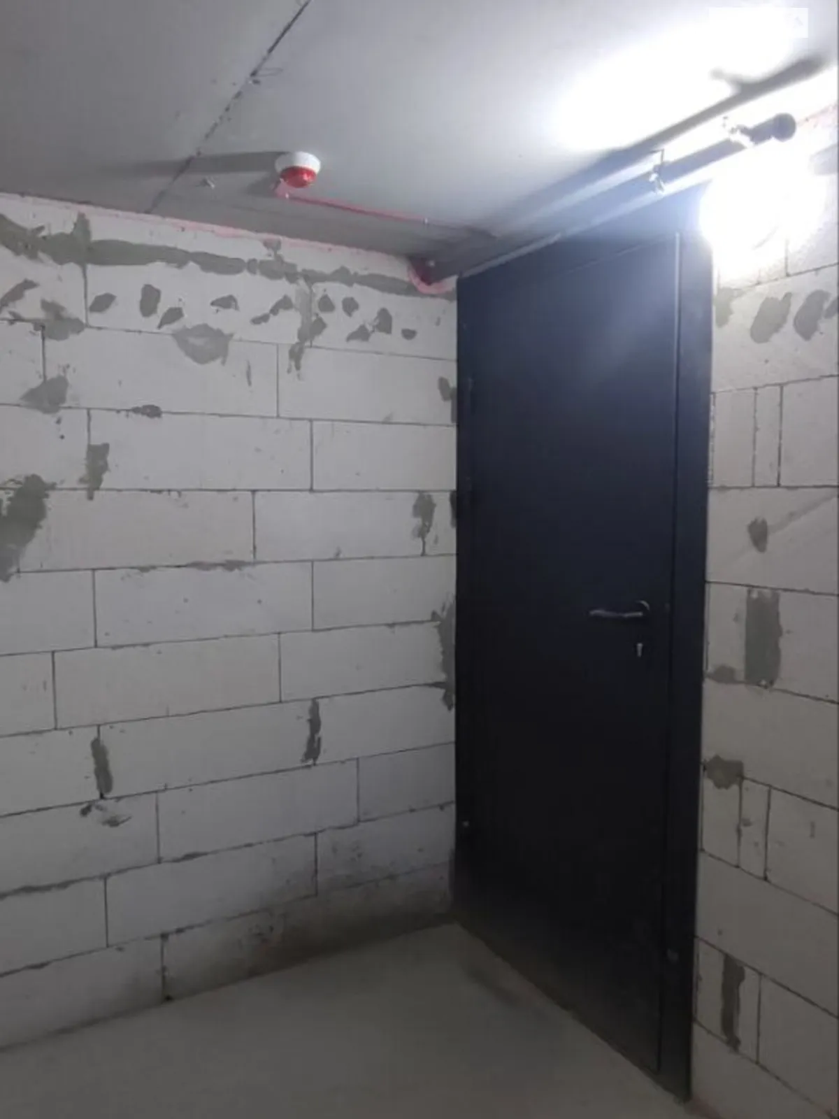Здається в оренду об'єкт сфери послуг 5.2 кв. м в 25-поверховій будівлі, цена: 1500 грн - фото 1