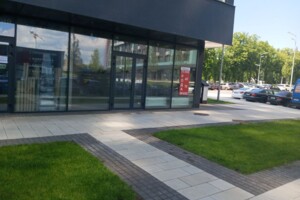 Продаж комерційного приміщення, Київ, р‑н. Подільський, Віктора Некрасова (Північно-Сирецька) вулиця, буд. 10