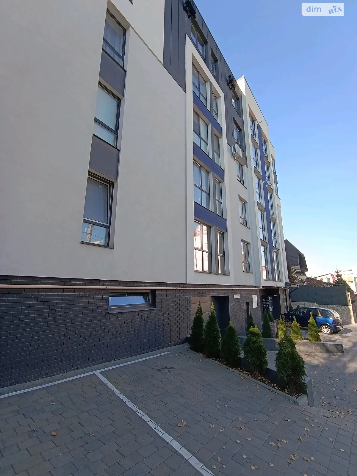 1-комнатная квартира 46 кв. м в Тернополе, ул. Веселая, 35 - фото 1