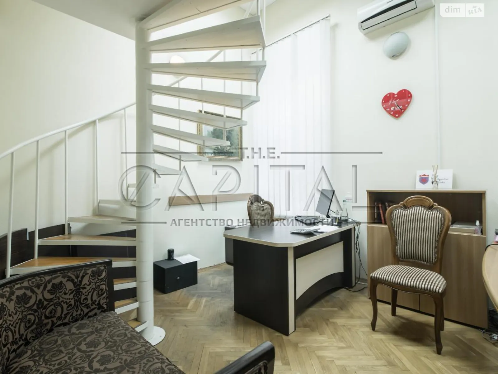 Продається офіс 104.2 кв. м в бізнес-центрі, цена: 330000 $ - фото 1