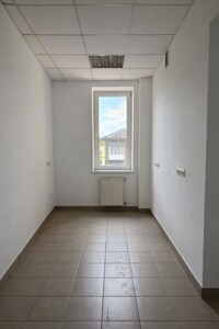 Долгосрочная аренда коммерческого помещения, Ивано-Франковск, р‑н. Центр, Грушевского улица, дом 22А