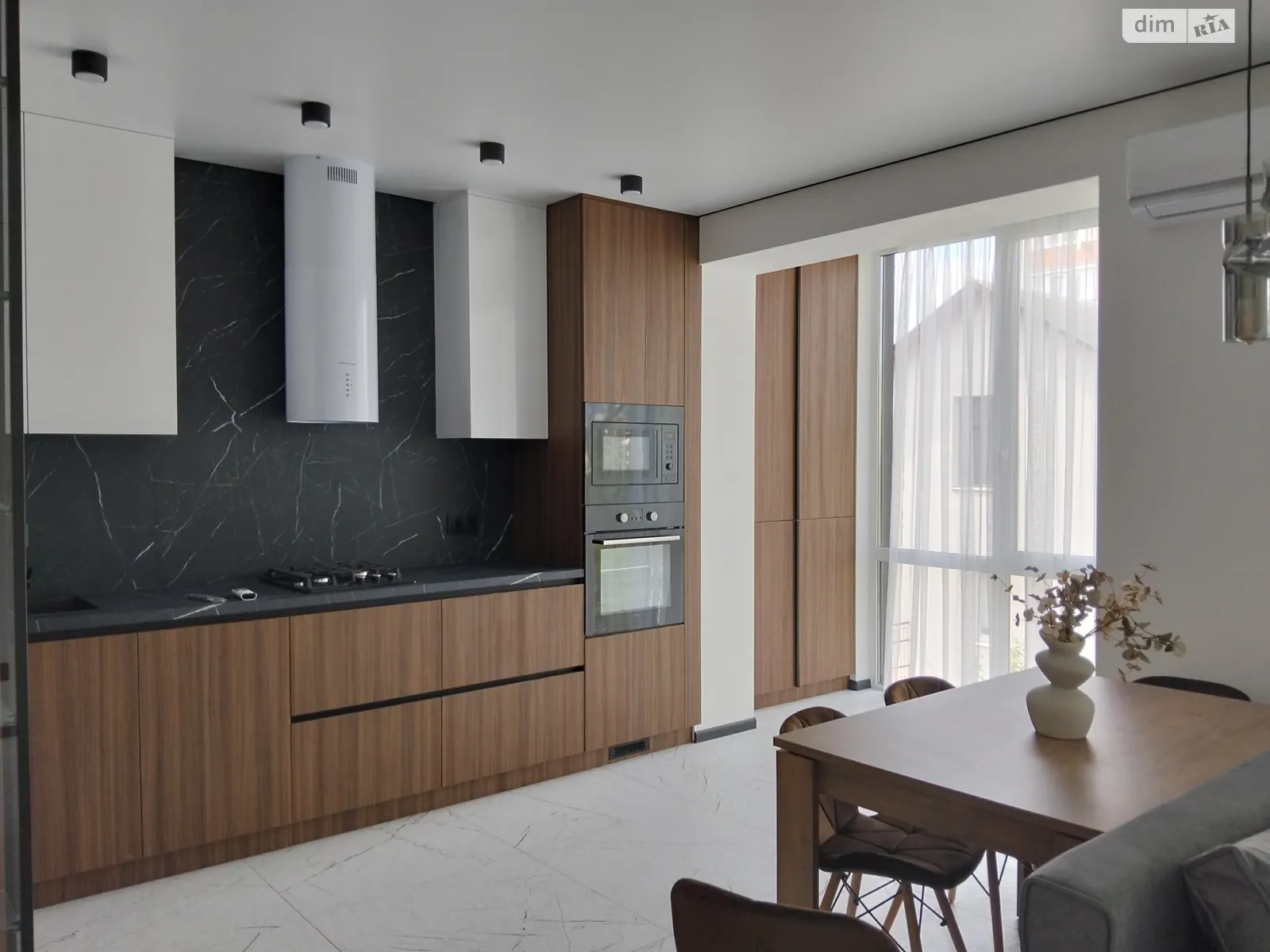 2-комнатная квартира 66 кв. м в Тернополе, цена: 95000 $ - фото 1