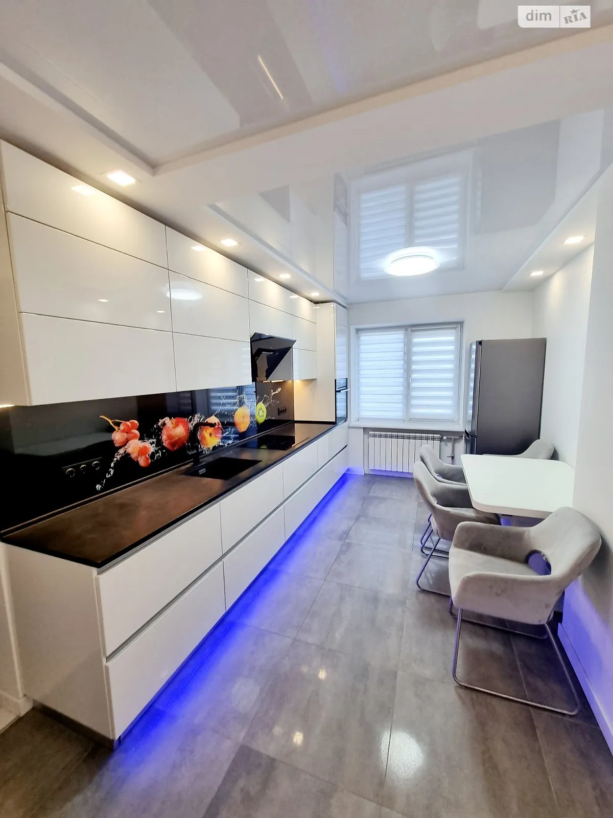 Продається 4-кімнатна квартира 83.5 кв. м у Дніпрі, цена: 85000 $ - фото 1