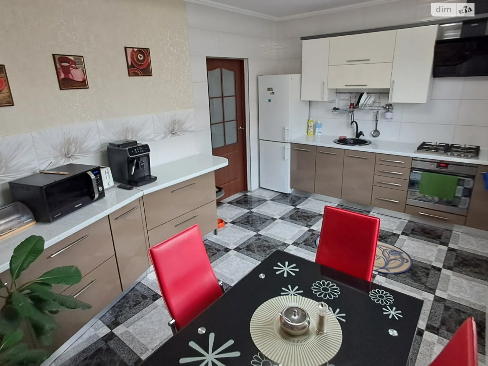 Продається одноповерховий будинок 90 кв. м з бесідкою, цена: 87199 $ - фото 1