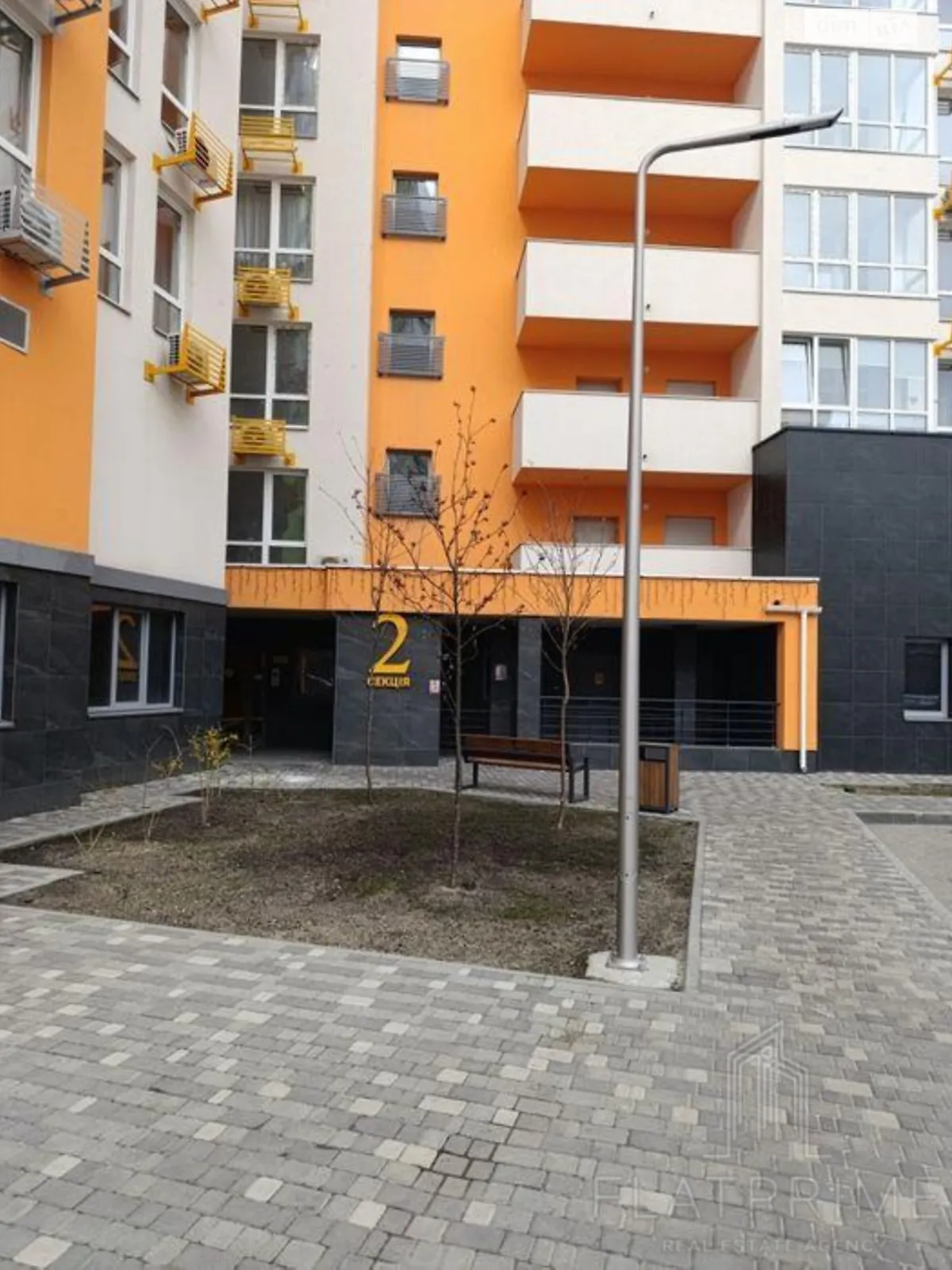 Продається 1-кімнатна квартира 44 кв. м у Києві, вул. Бердника Олеся, 1Д - фото 1