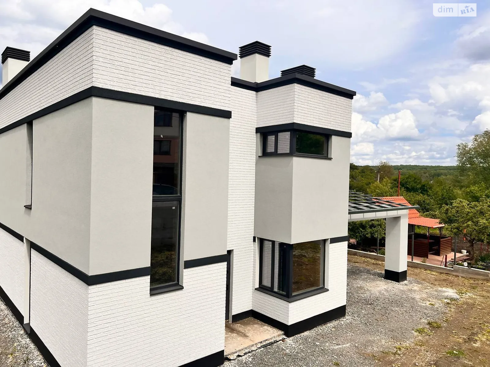 Продається будинок 2 поверховий 160 кв. м з гаражем, цена: 110000 $ - фото 1