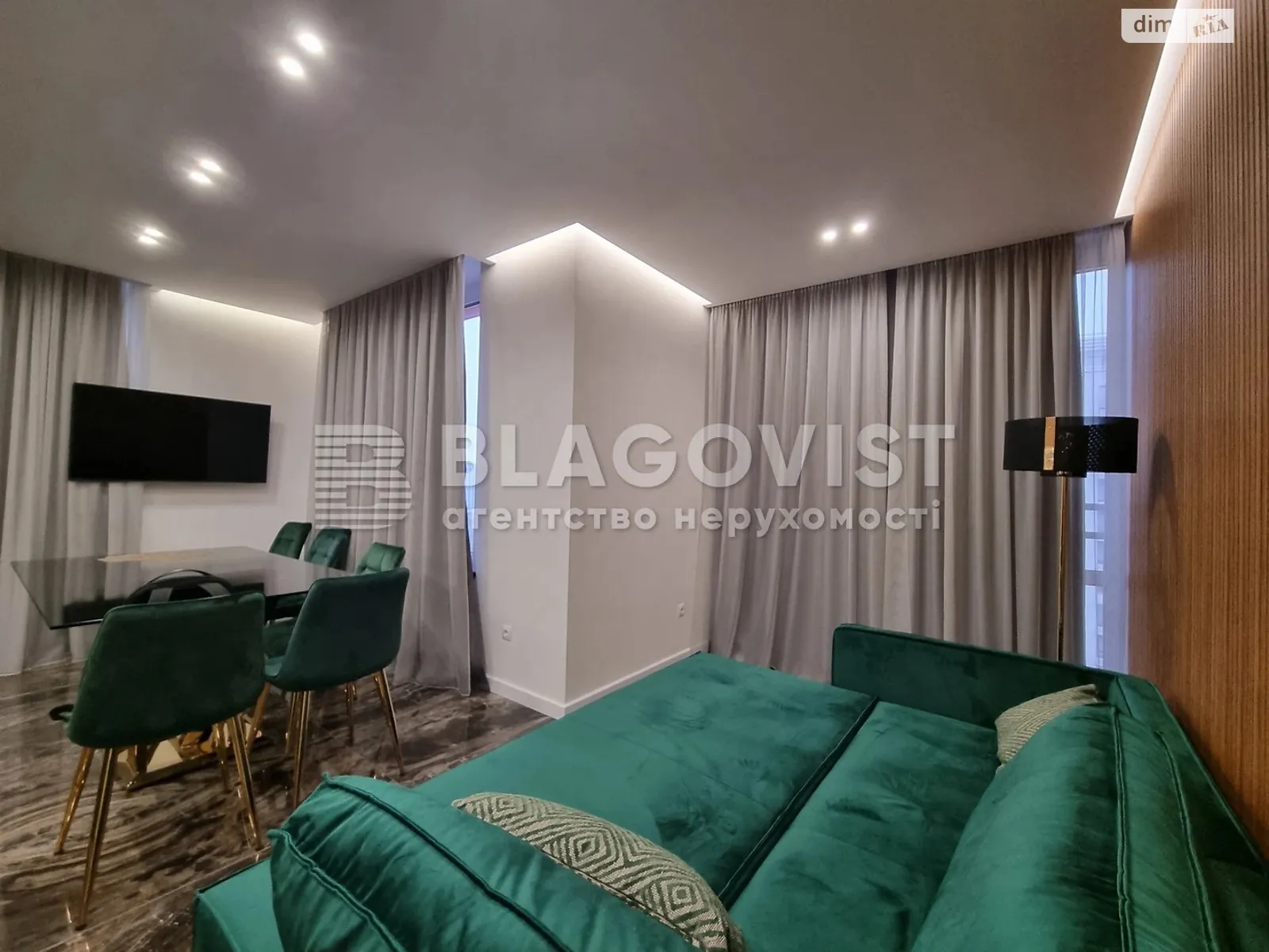 Продается 3-комнатная квартира 83 кв. м в Киеве, наб. Днепровская, 18А - фото 1