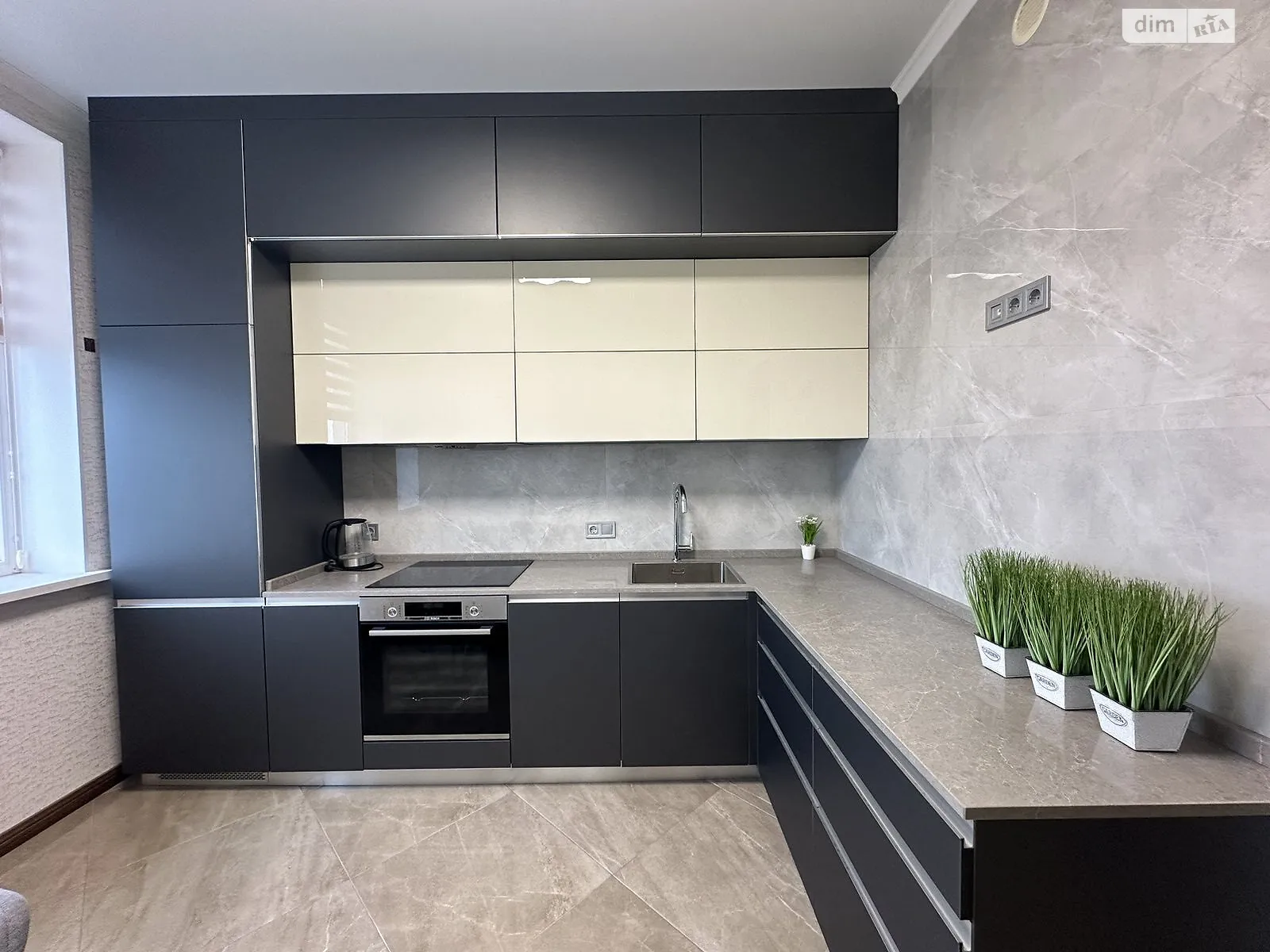 Продается 2-комнатная квартира 63.5 кв. м в Одессе, ул. Костанди, 104А - фото 1