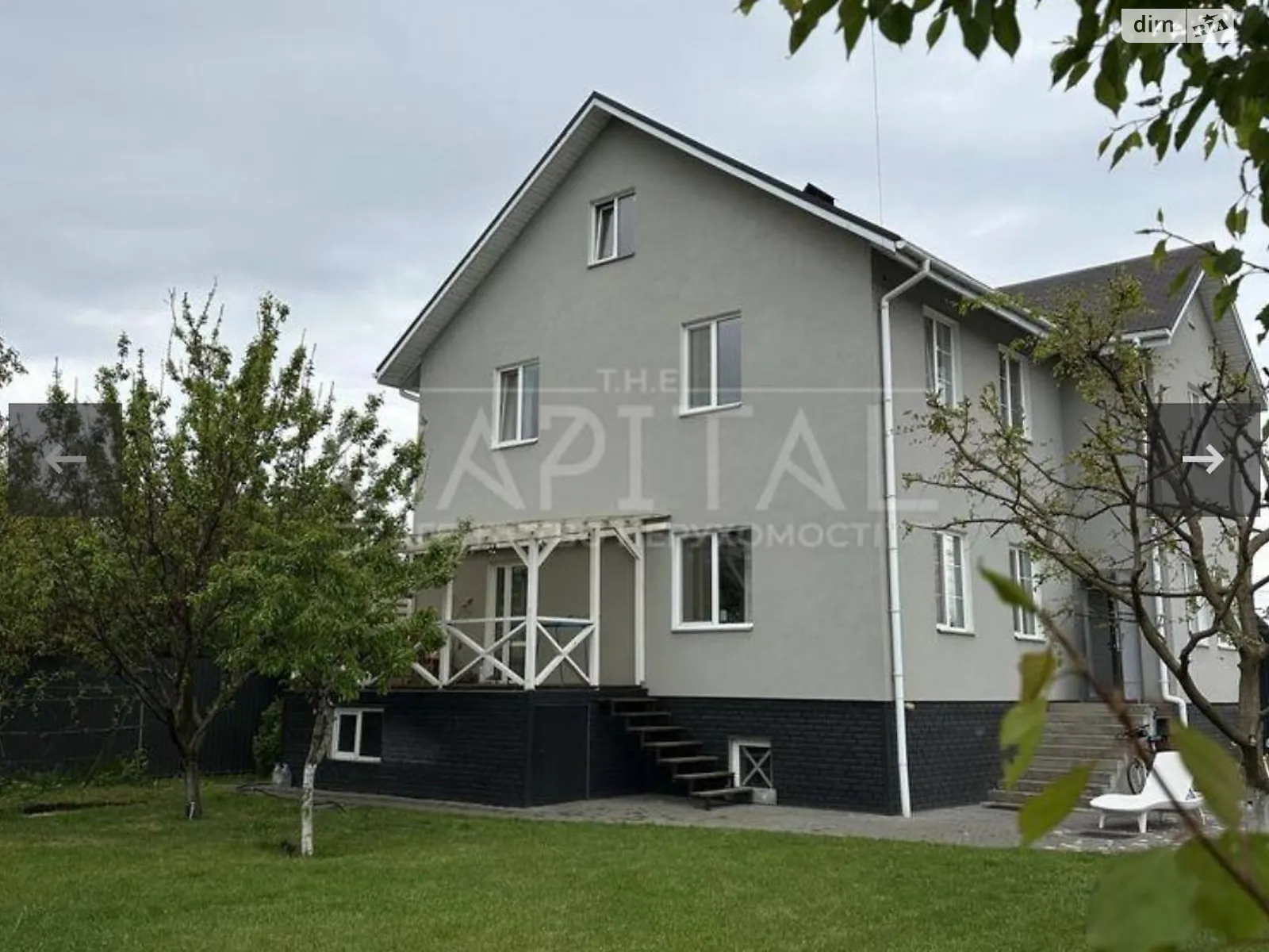 Сдается в аренду дом на 2 этажа 200 кв. м с мансардой, цена: 2000 $ - фото 1