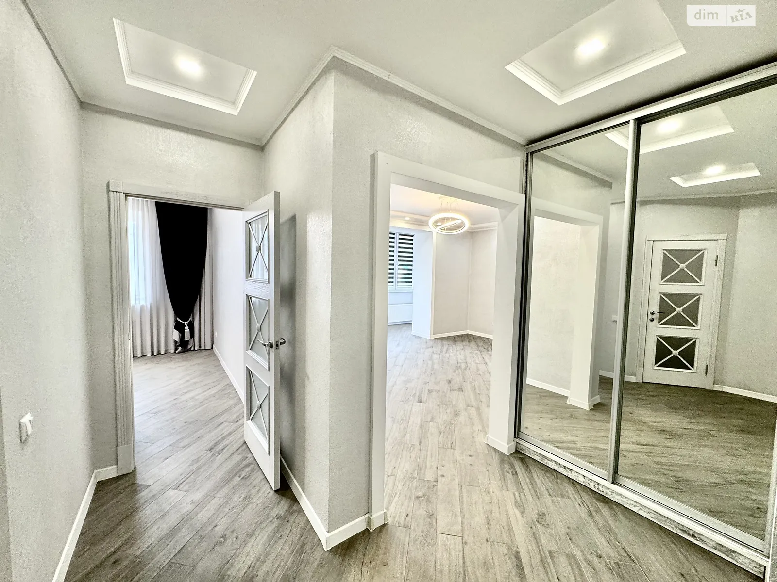 Продается 1-комнатная квартира 59.7 кв. м в Хмельницком, цена: 57000 $ - фото 1