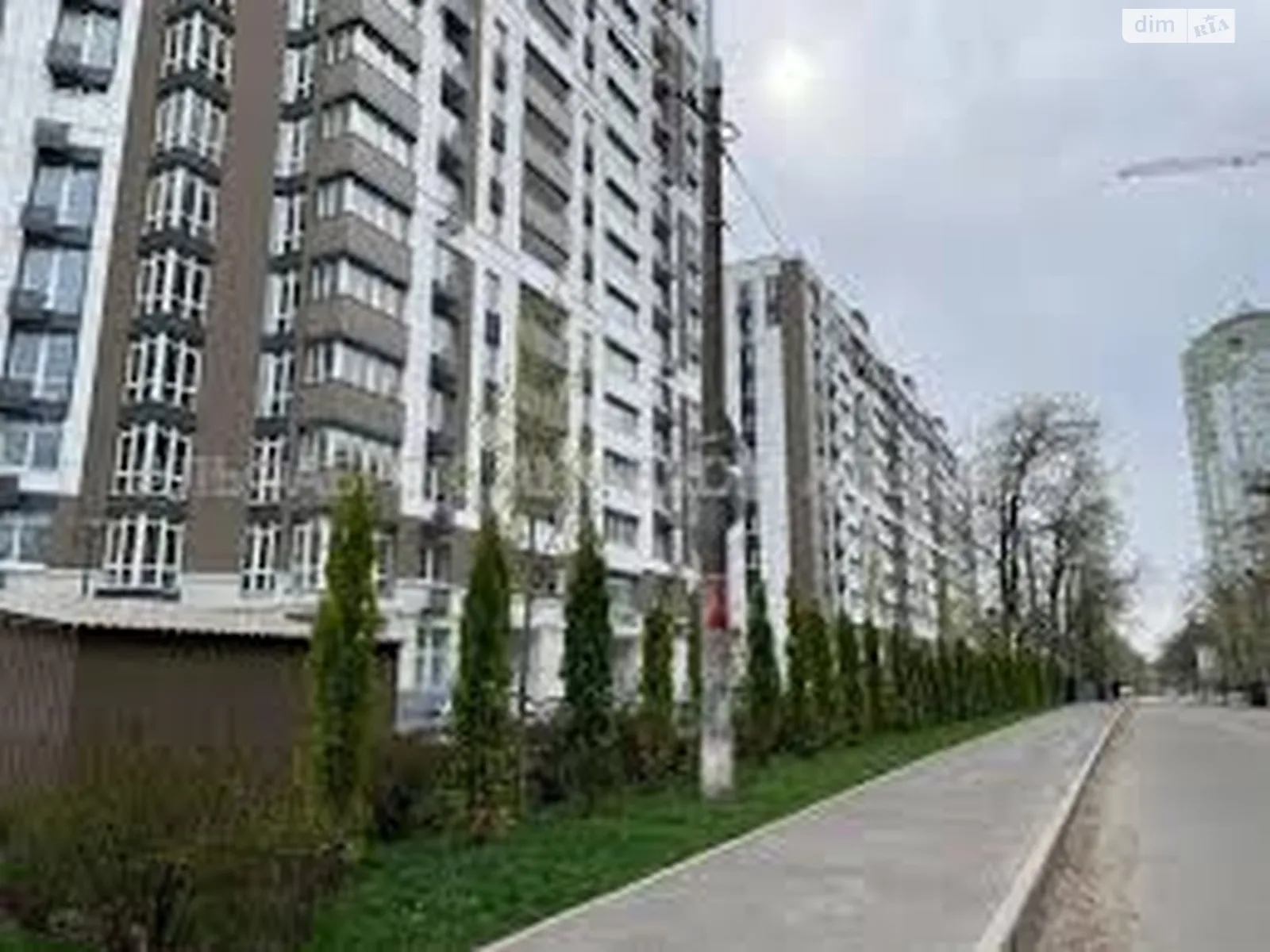 Продается 1-комнатная квартира 41 кв. м в Киеве, ул. Львовская, 15Б - фото 1