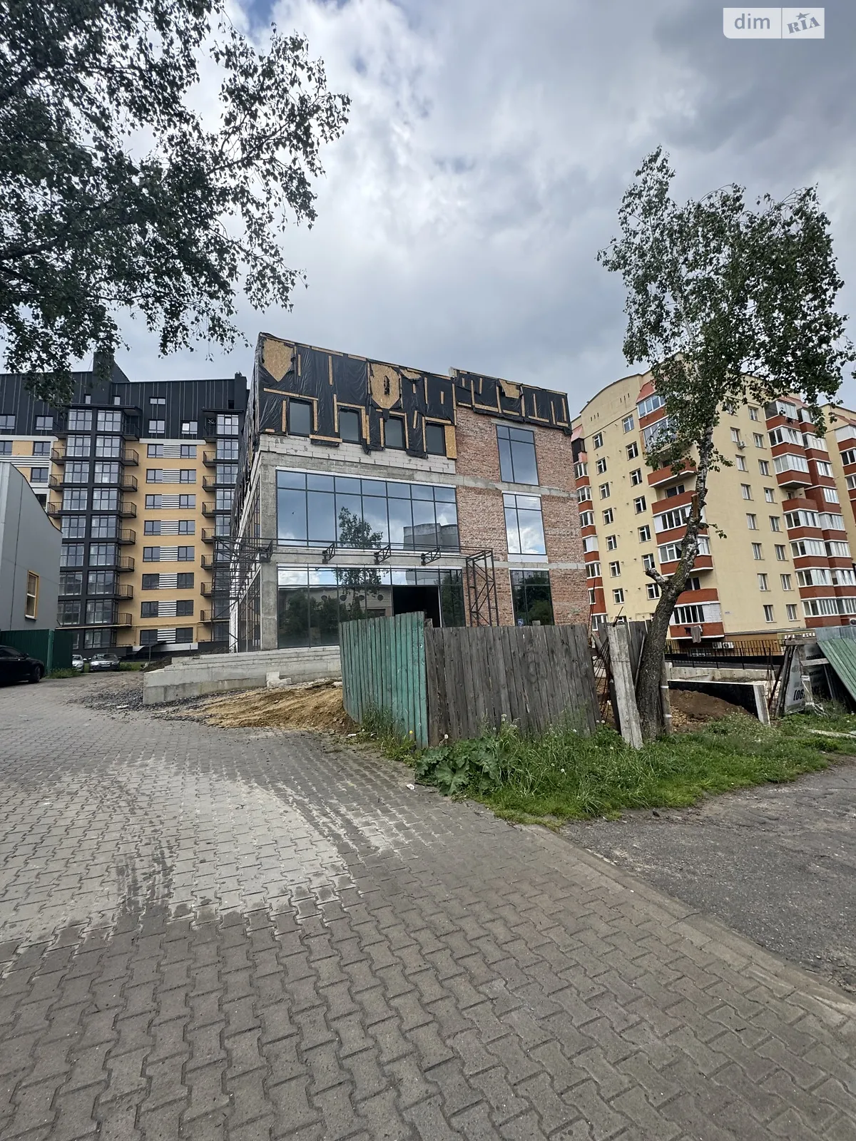 Здається в оренду приміщення вільного призначення 360 кв. м в 3-поверховій будівлі, цена: 234000 грн - фото 1