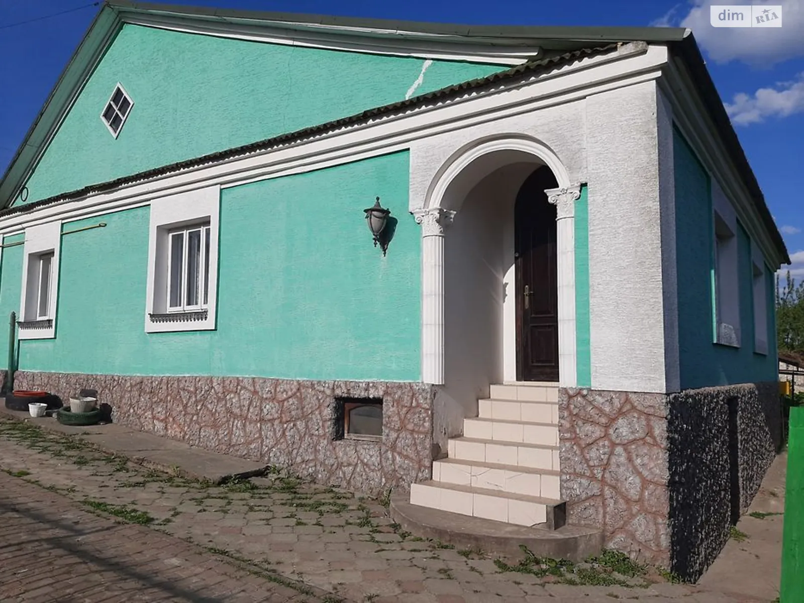Продается одноэтажный дом 142.7 кв. м с гаражом, цена: 37000 € - фото 1