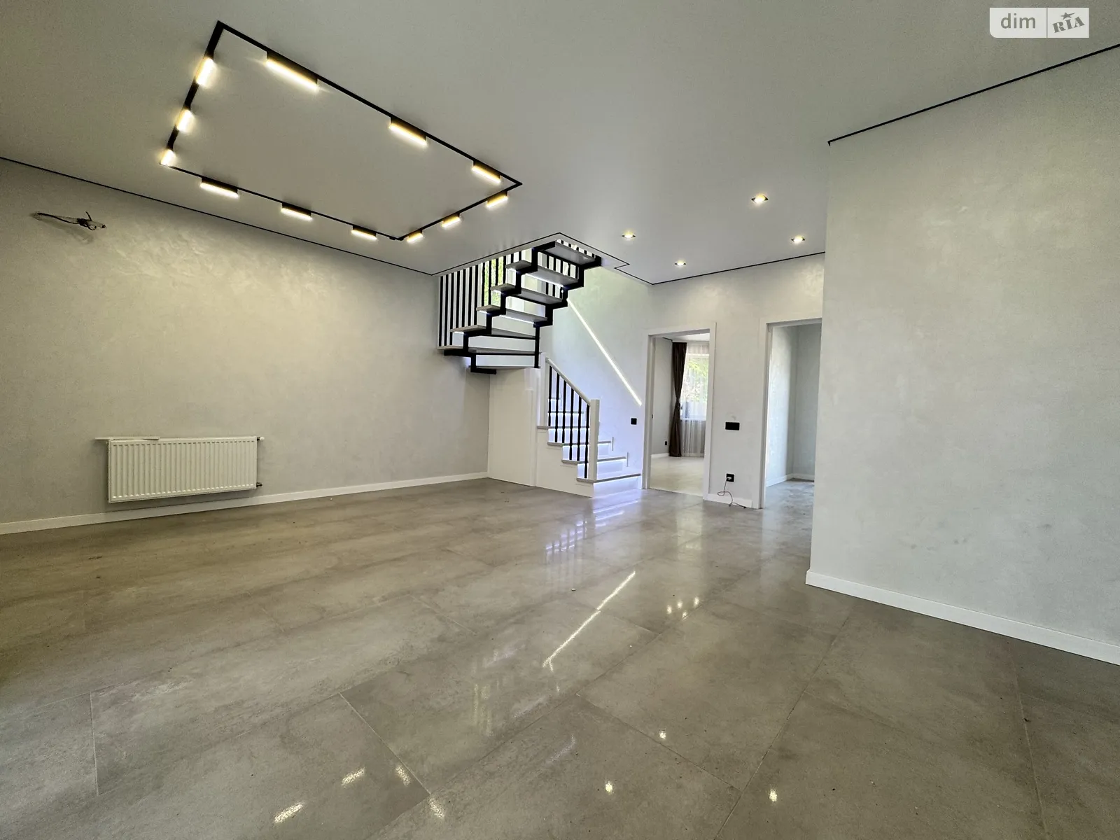 Продается дом на 2 этажа 125 кв. м с верандой, цена: 149000 $ - фото 1