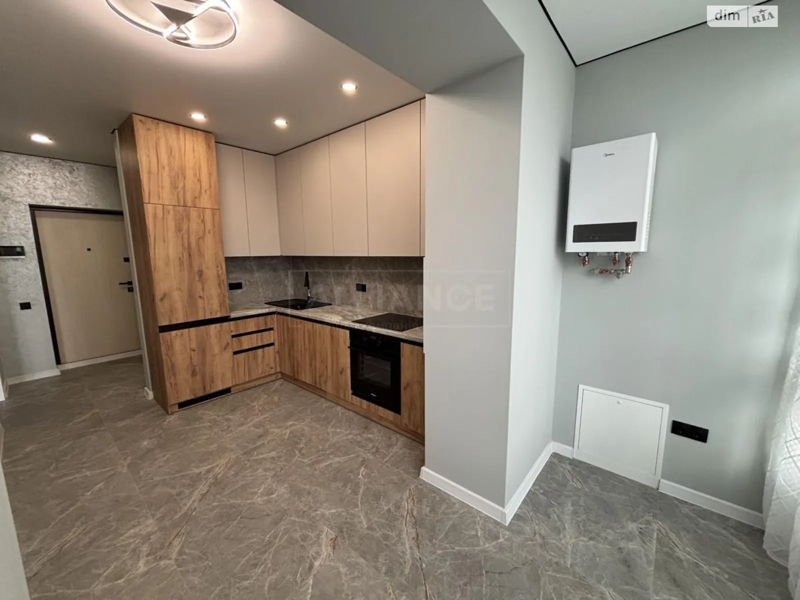Продается 1-комнатная квартира 47.5 кв. м в Ивано-Франковске, цена: 59999 $ - фото 1
