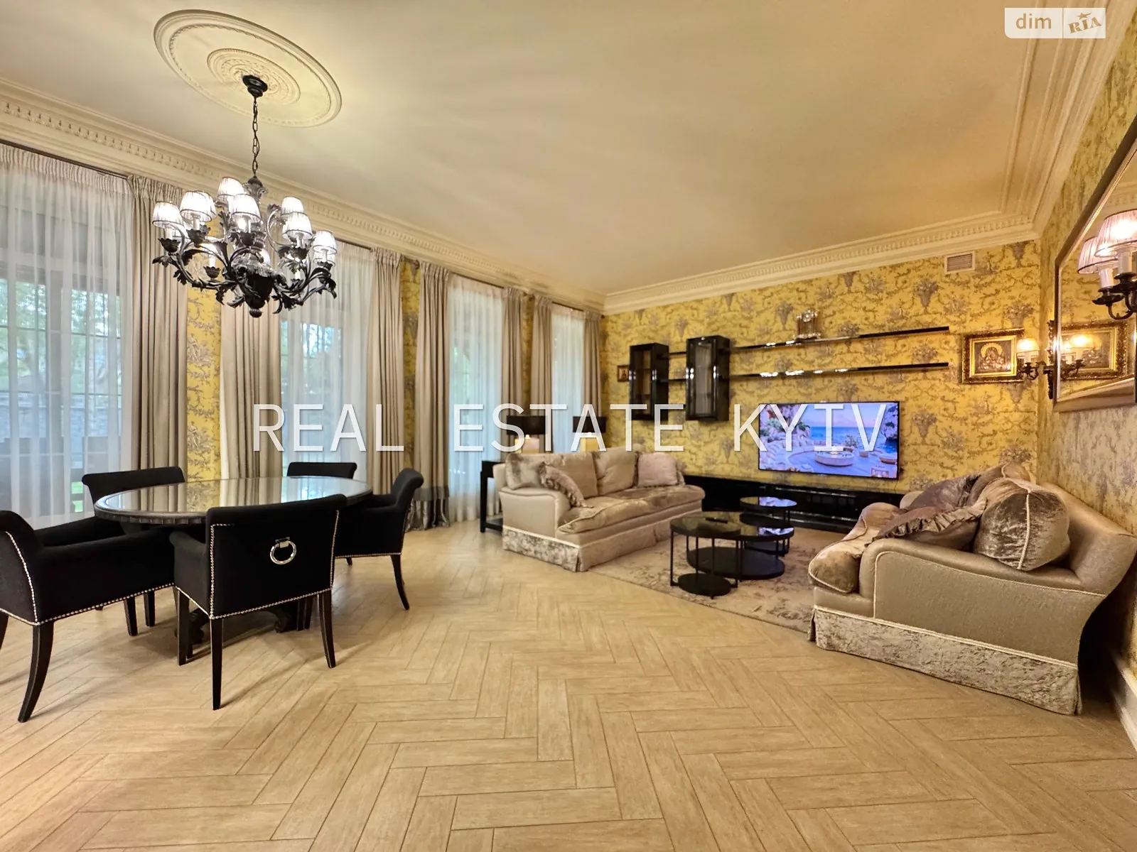 Сдается в аренду дом на 2 этажа 295 кв. м с верандой, цена: 5500 $ - фото 1